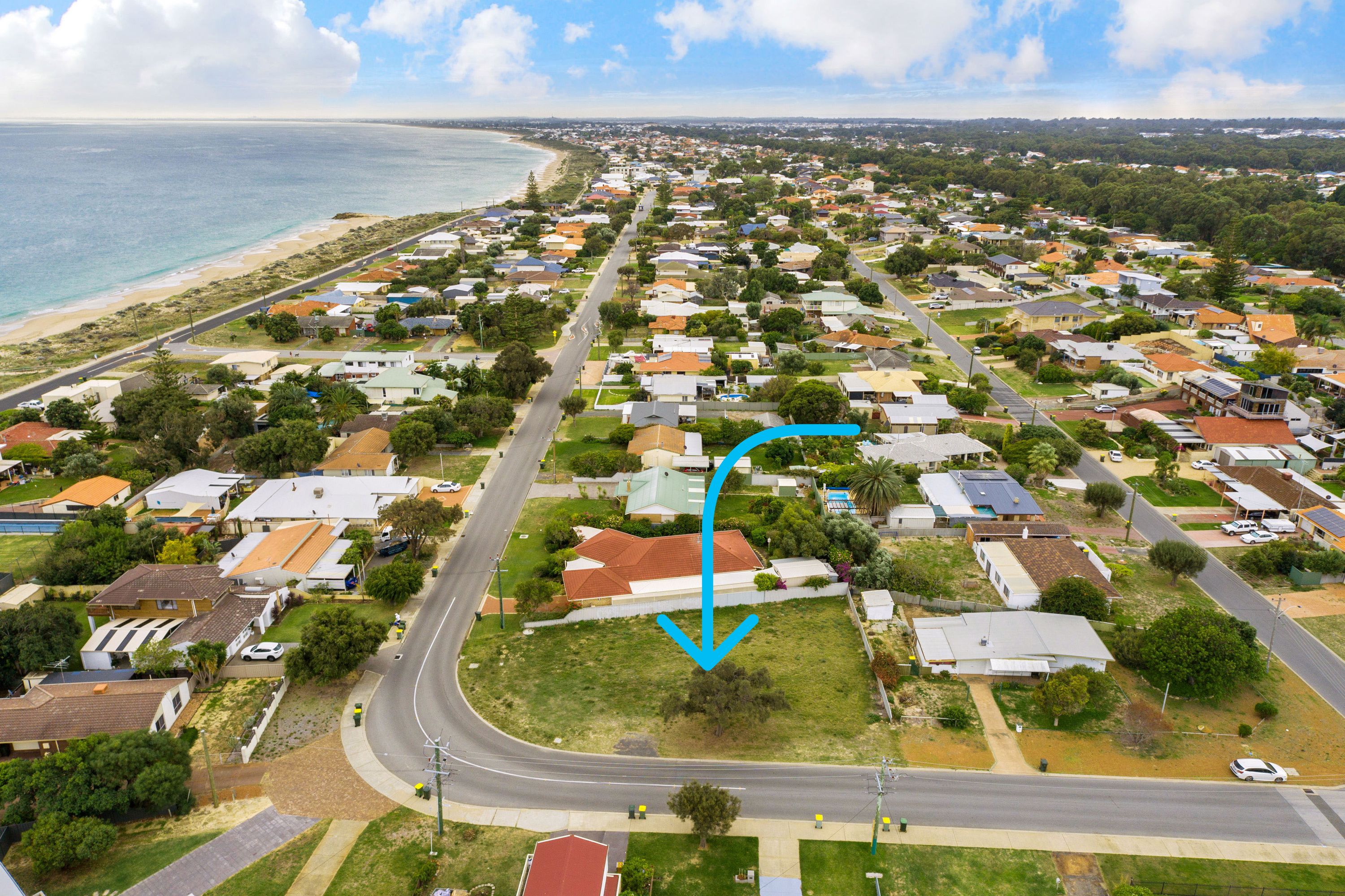 2 Barwell Street, Silver Sands - Thumbnail 3