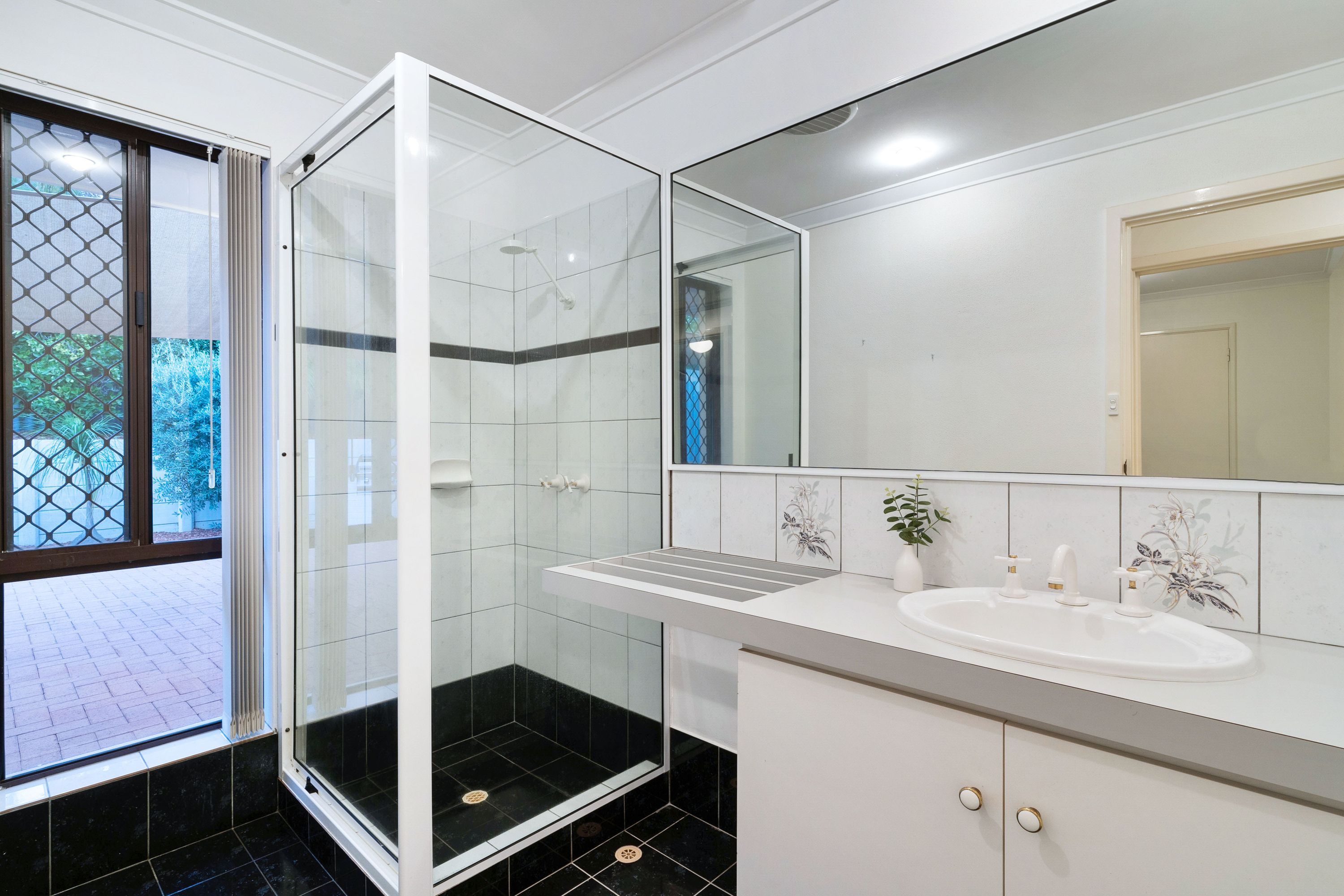 130 Duffy Road, Carine - Thumbnail 2