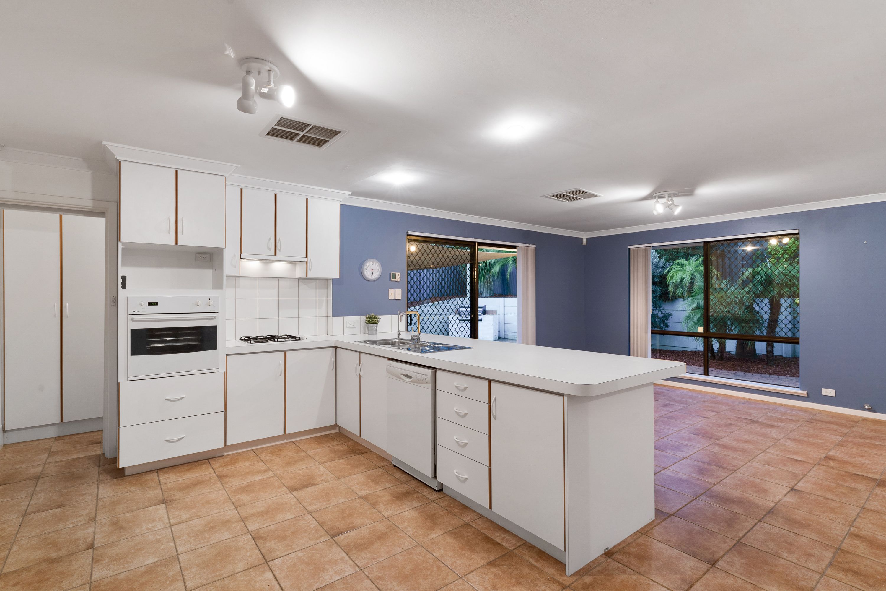 130 Duffy Road, Carine - Thumbnail 8