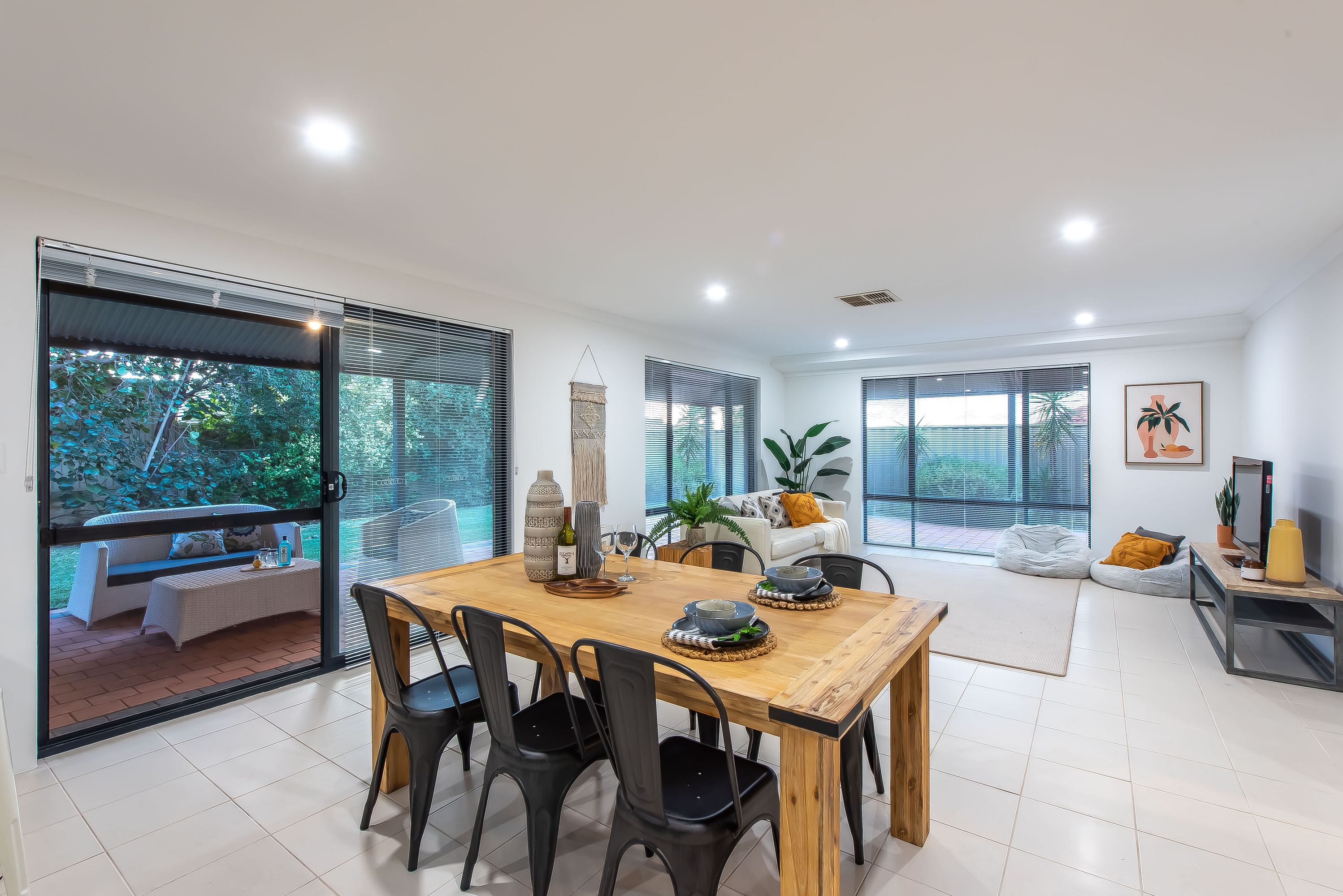 3 Woburn Street, Darch - Thumbnail 2