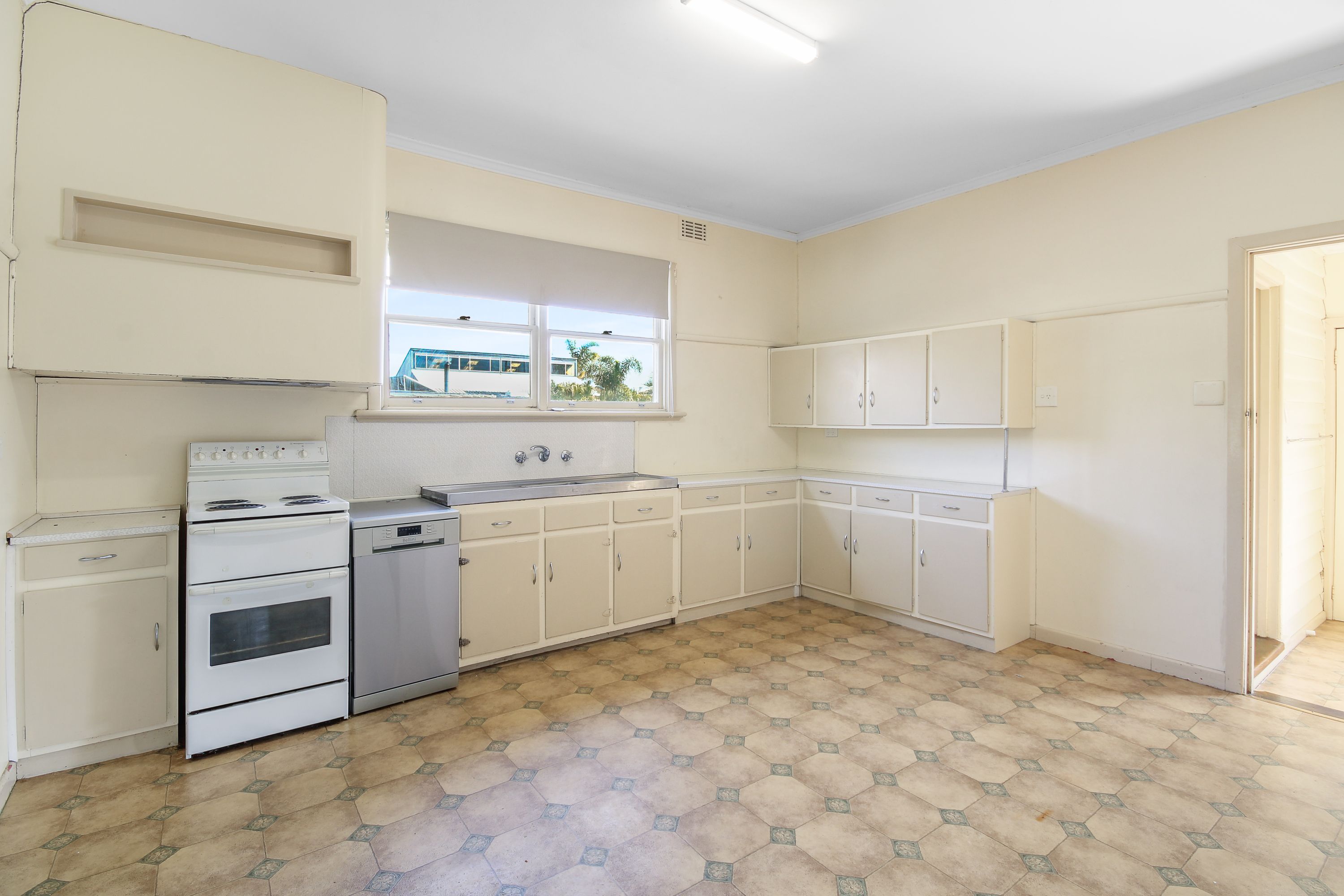 246 Baillie Street, Horsham VIC 3400, Horsham - Thumbnail 2