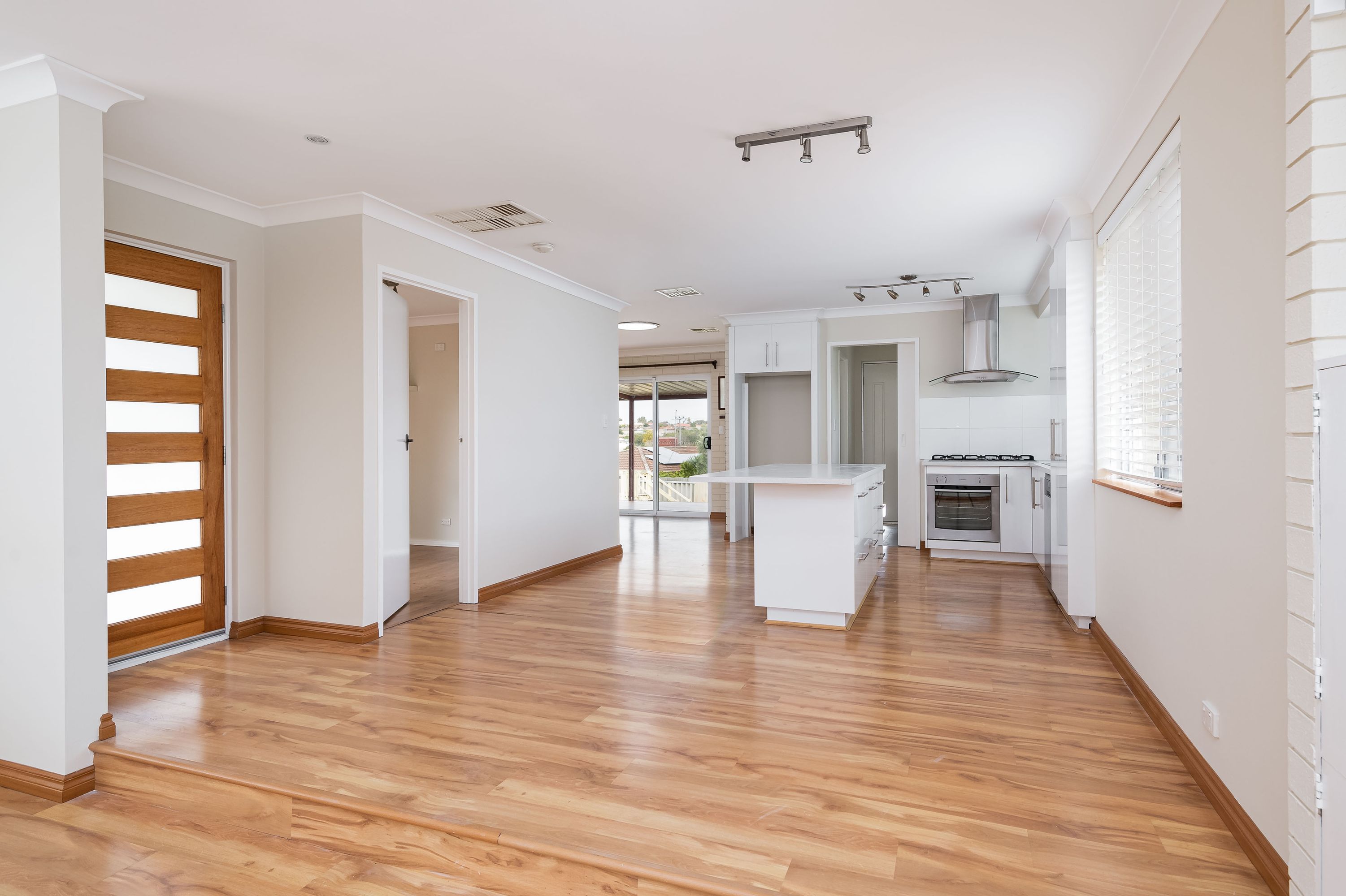 34 Helpman Way, Padbury - Thumbnail 4
