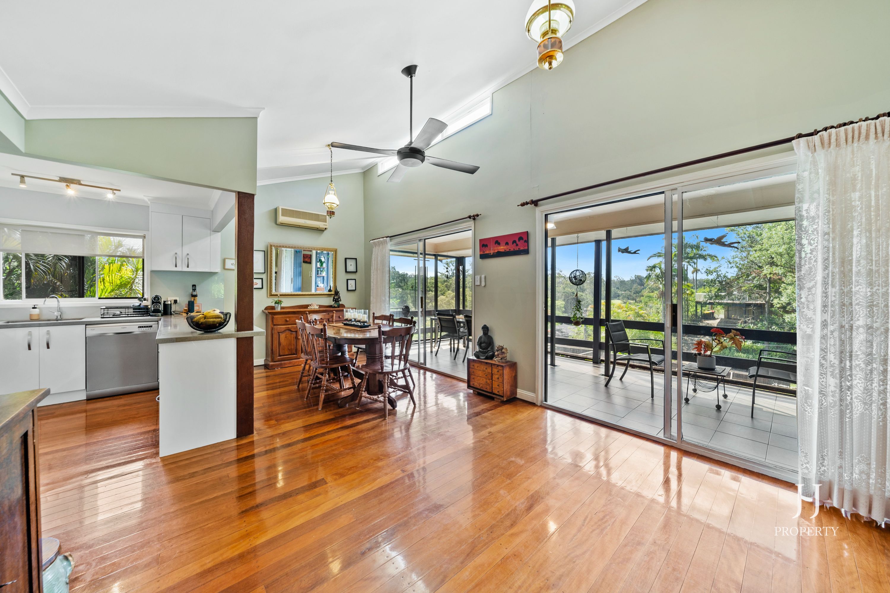 3 Dumfries Street, Kenmore - Thumbnail 7