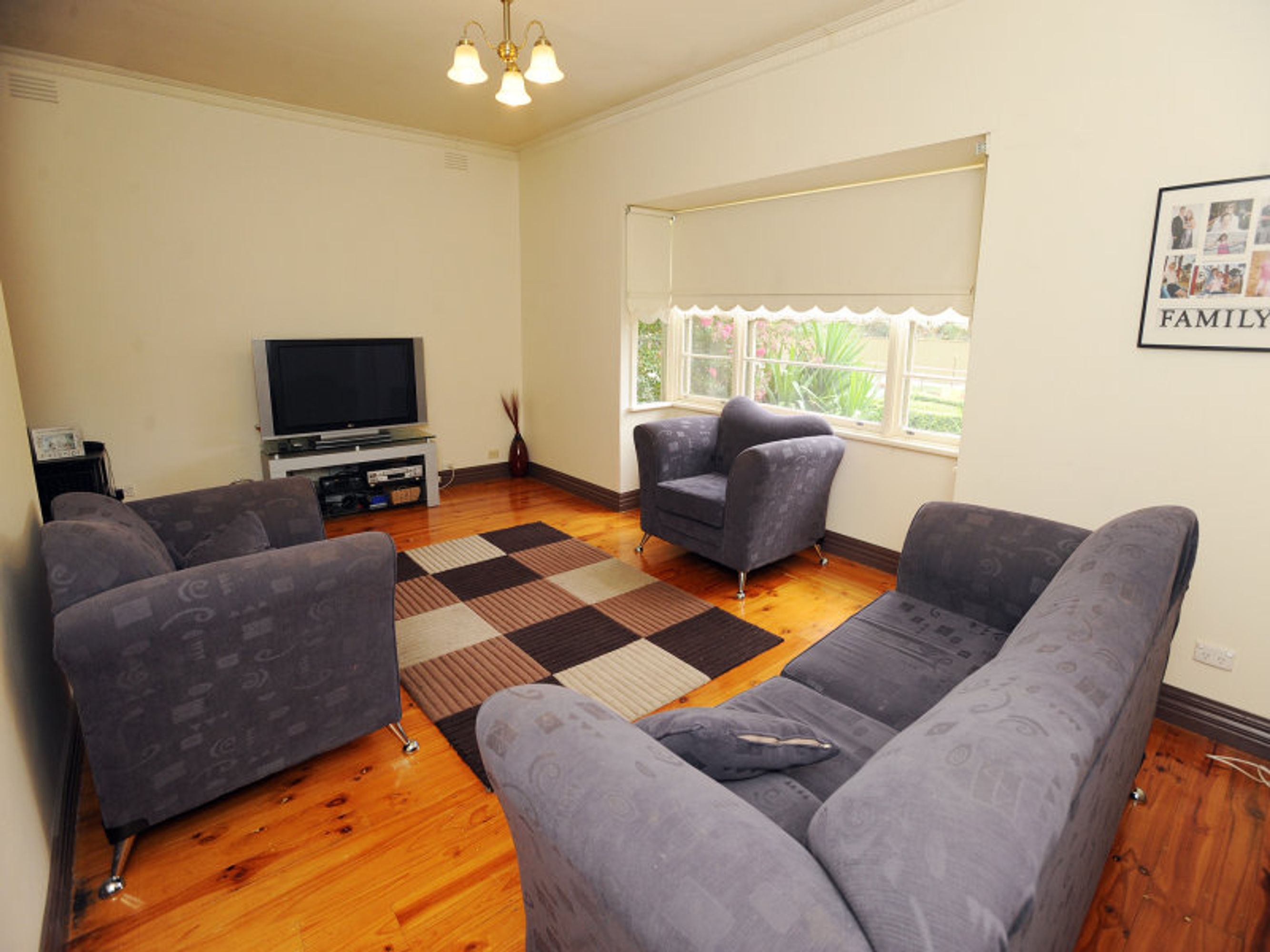 15 Centenary Avenue, Horsham VIC 3400, Horsham - Thumbnail 3