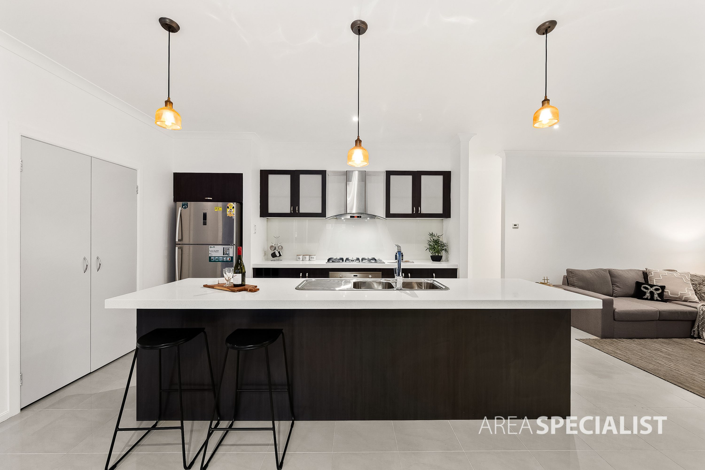 21 Claretown Avenue, Caroline Springs VIC 3023, Caroline Springs - Thumbnail 7