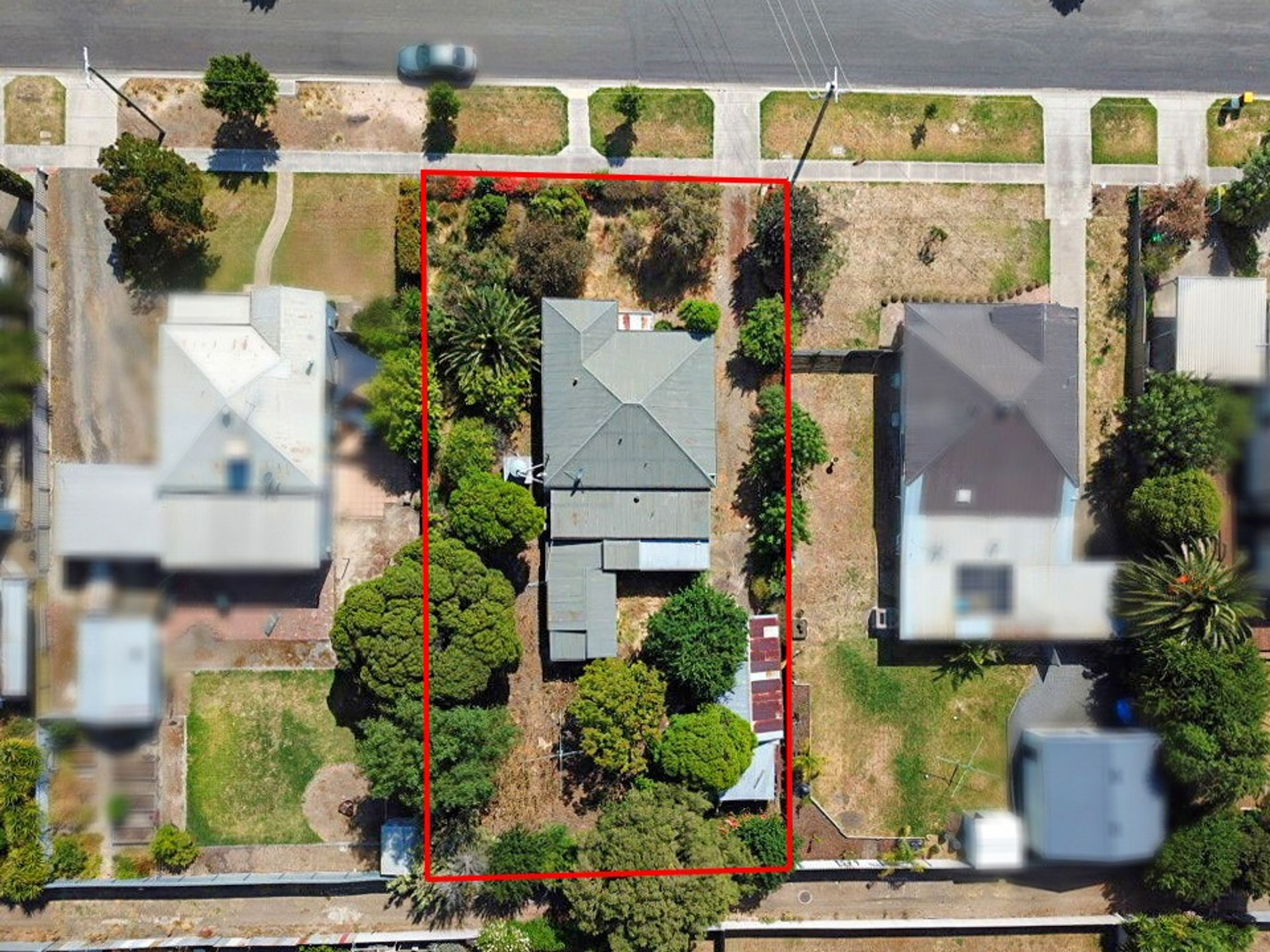 14 Valentine Avenue, Horsham VIC 3400, Horsham - Thumbnail 2