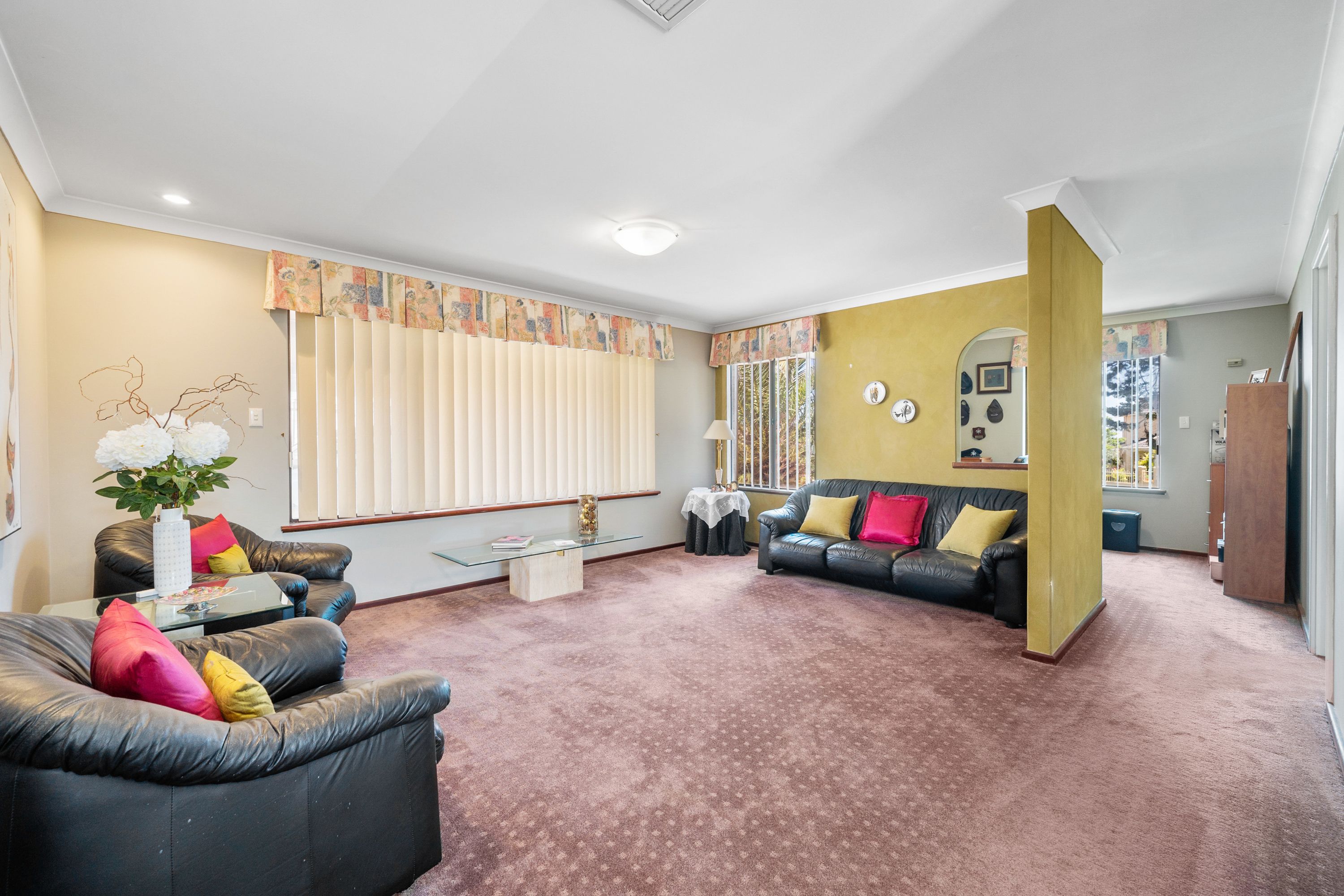 12 Tiller Road, Ocean Reef - Thumbnail 2