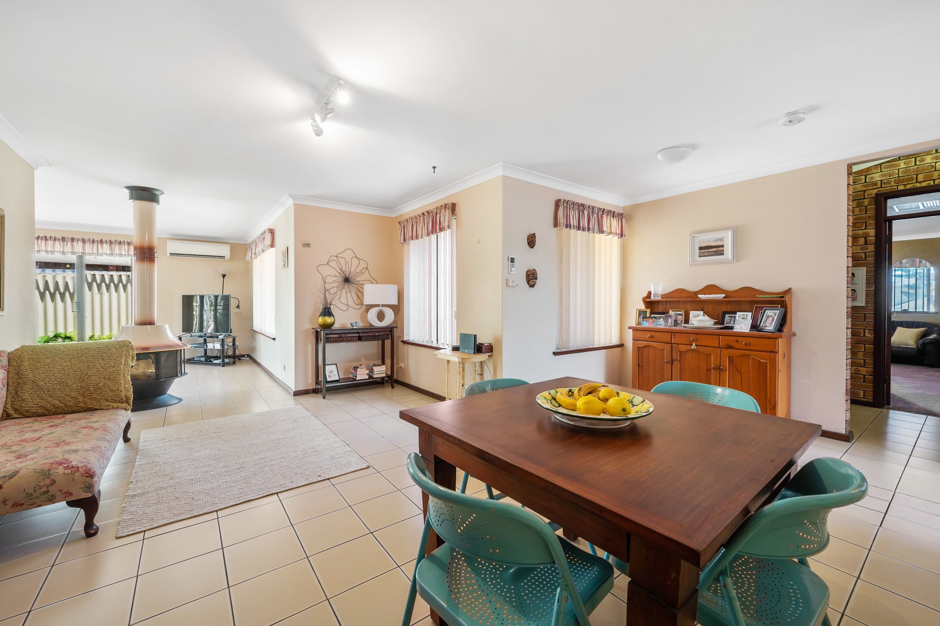 12 Tiller Road, Ocean Reef - Thumbnail 5