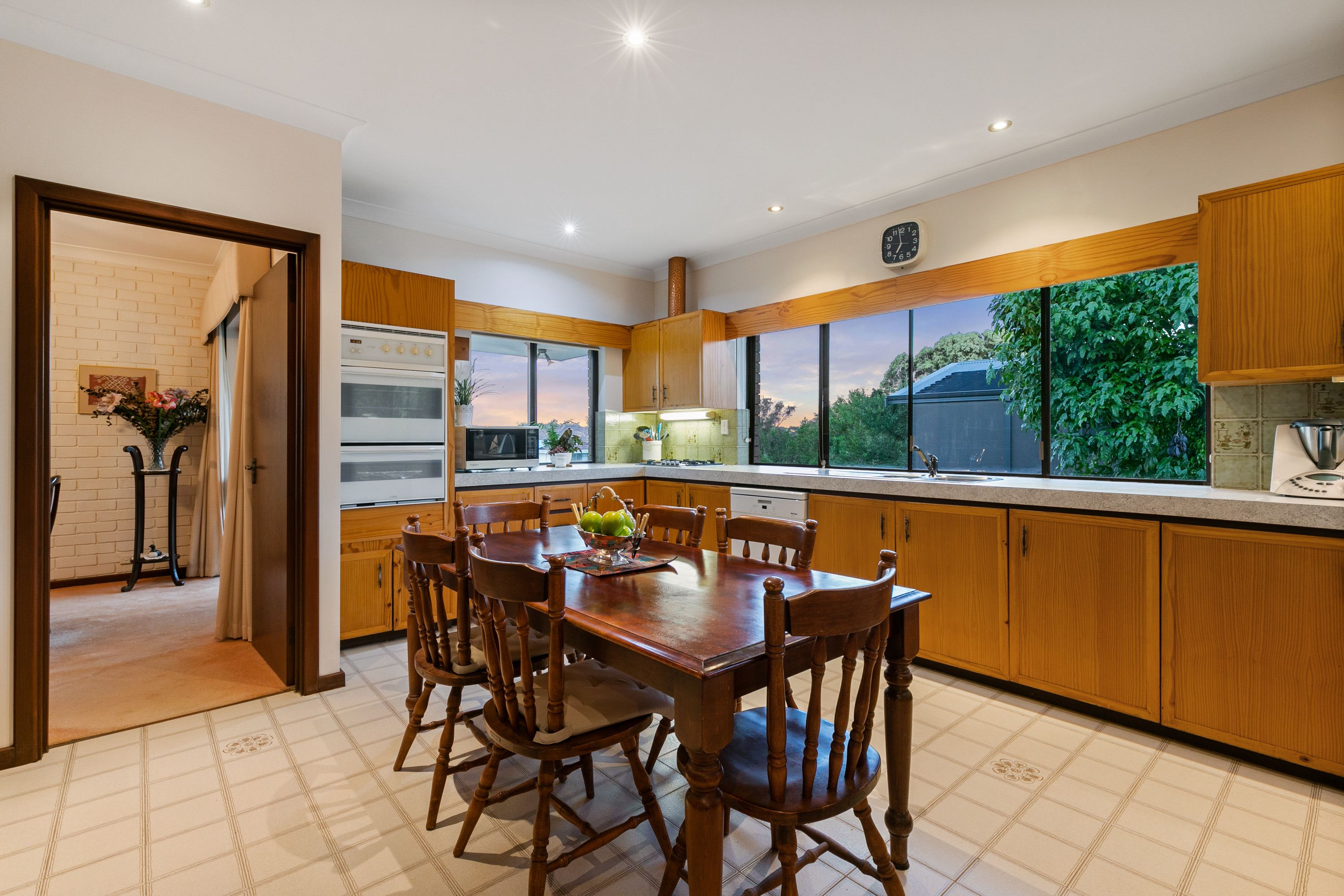 2 Maynard Way, Karrinyup - Thumbnail 8