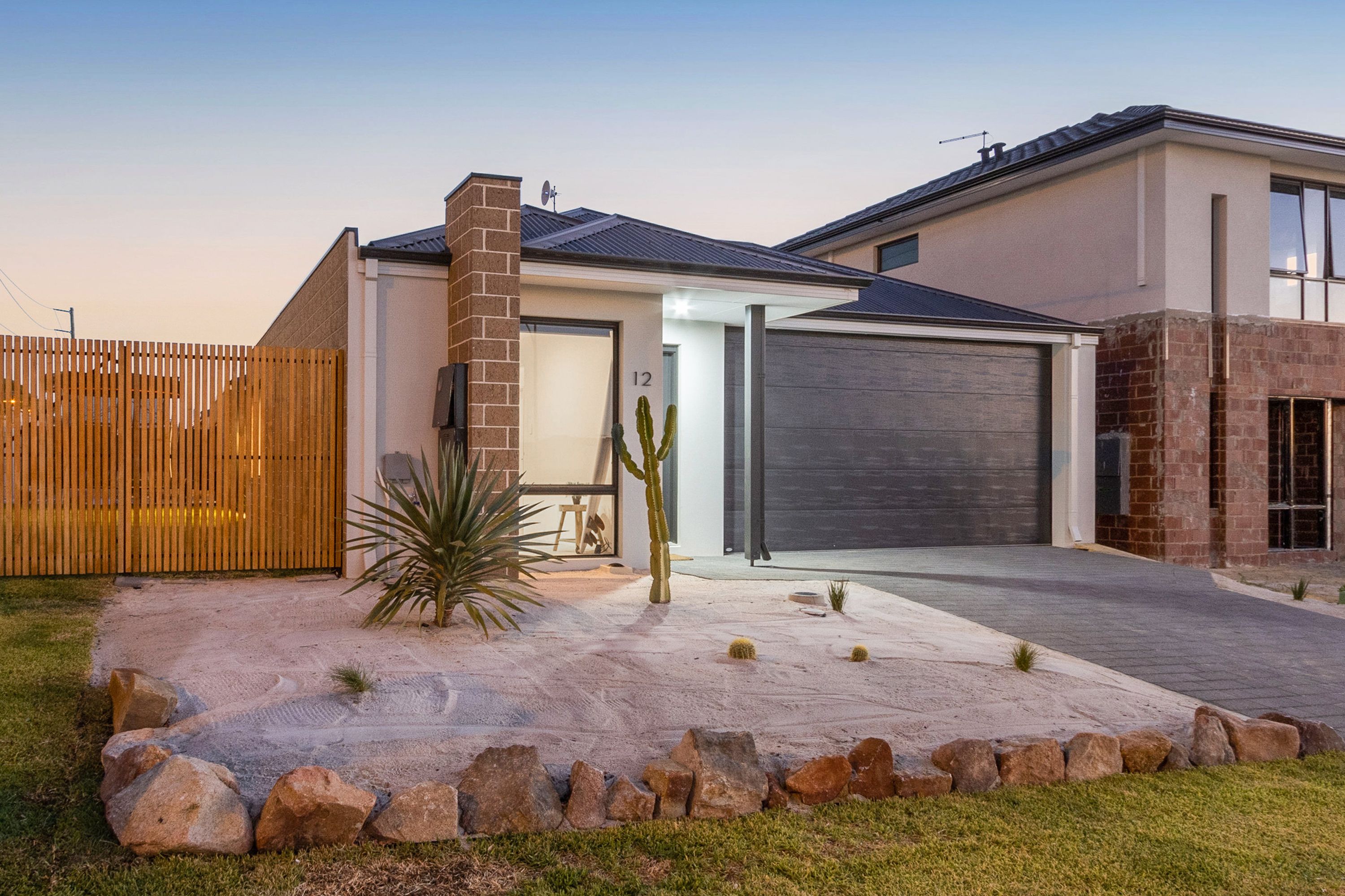 12 Claret Loop, Woodvale - Thumbnail 2