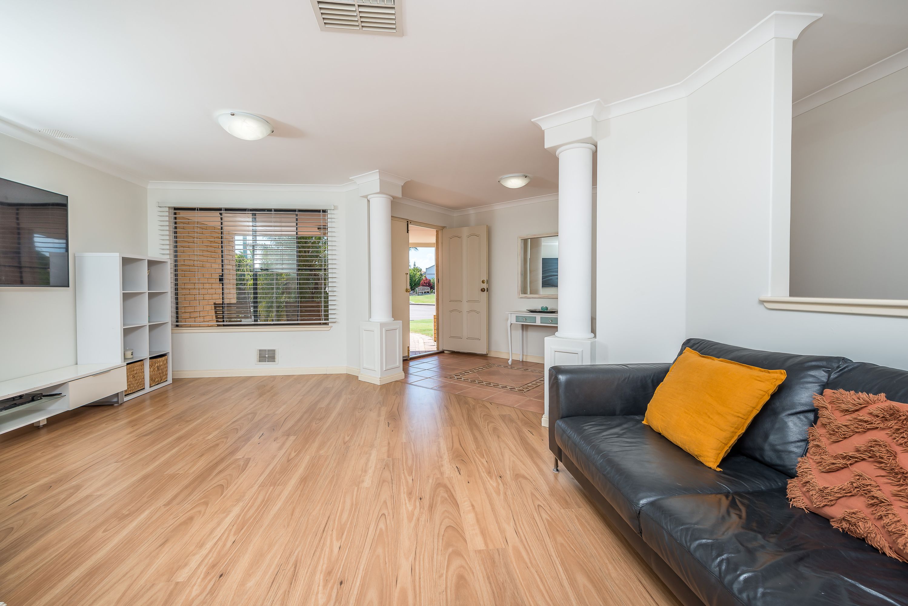 21 Whitecliffe Square, Iluka - Thumbnail 5