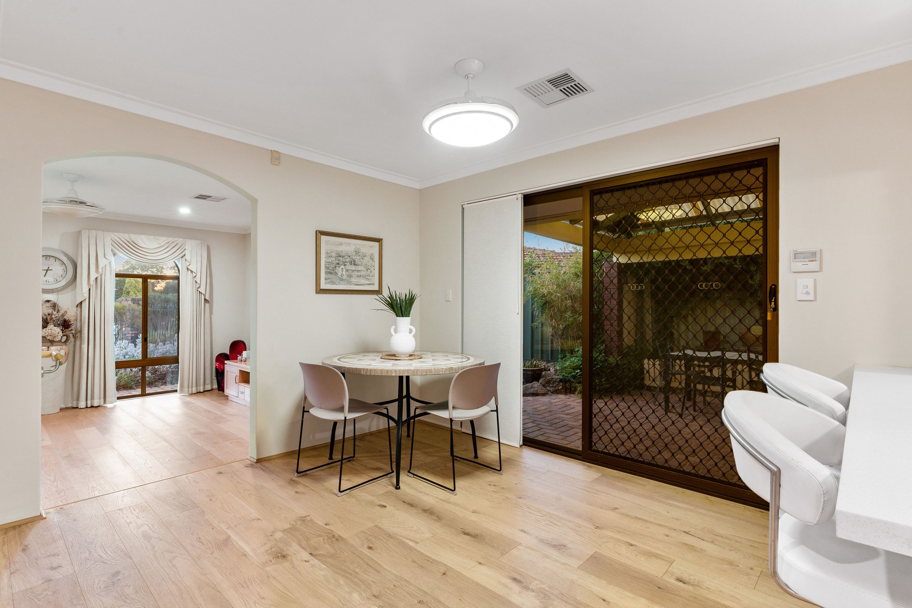 7 Debden Place, Carine - Thumbnail 8
