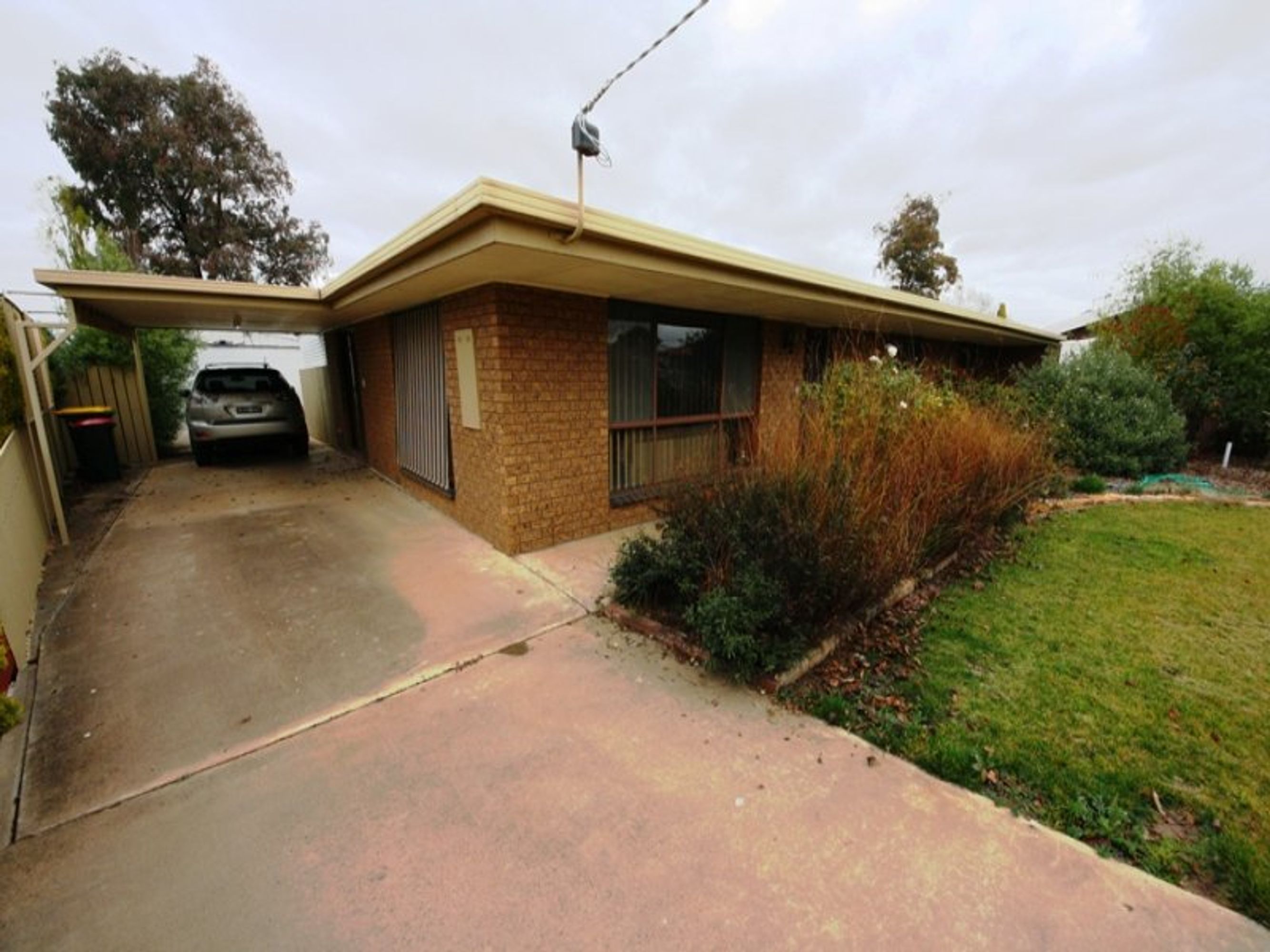 8 Thomas Street, Nhill VIC 3418