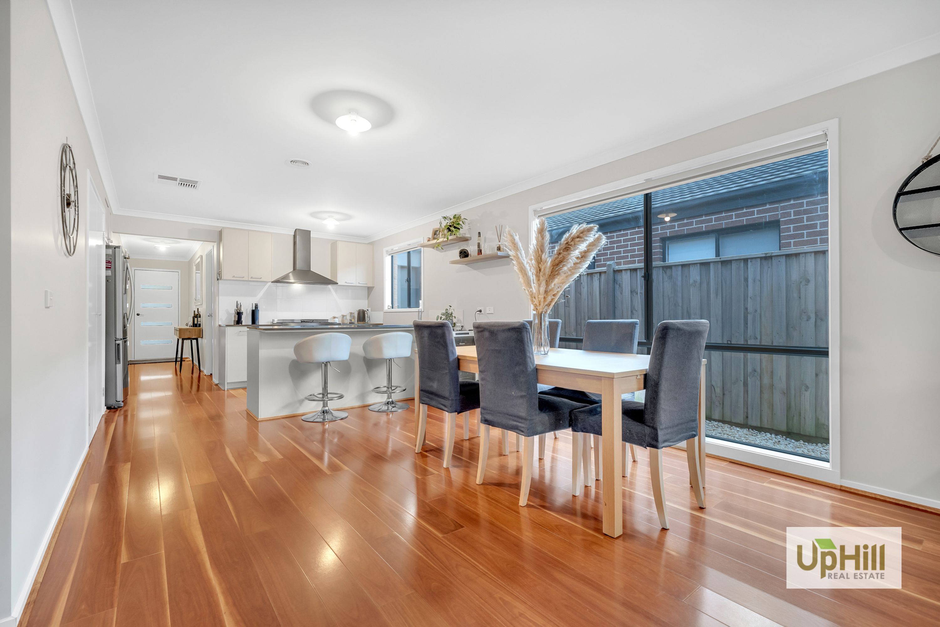 8 Loddon Place, Clyde North - Thumbnail 6