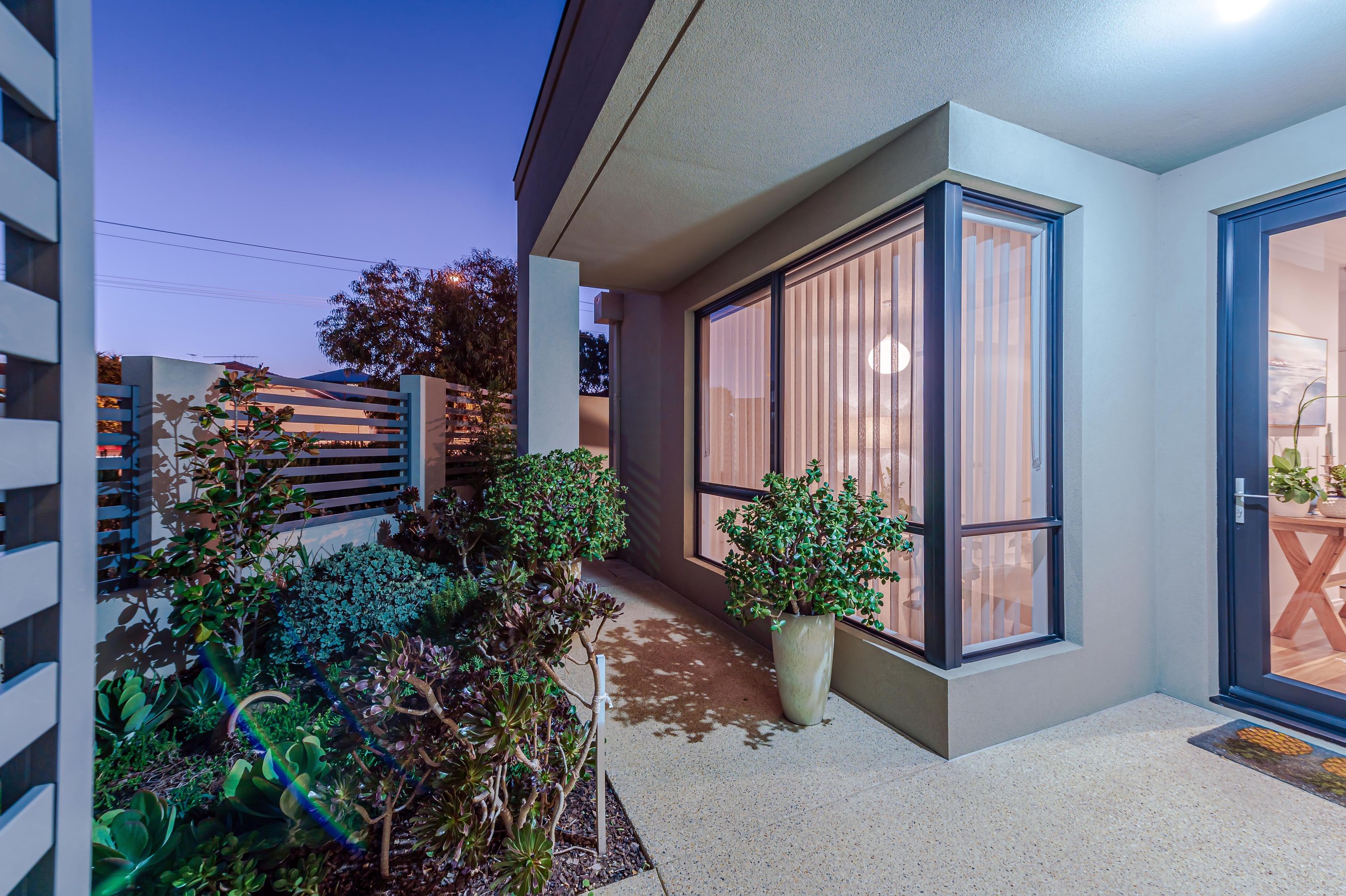 76 Clieveden Street, North Perth - Thumbnail 2