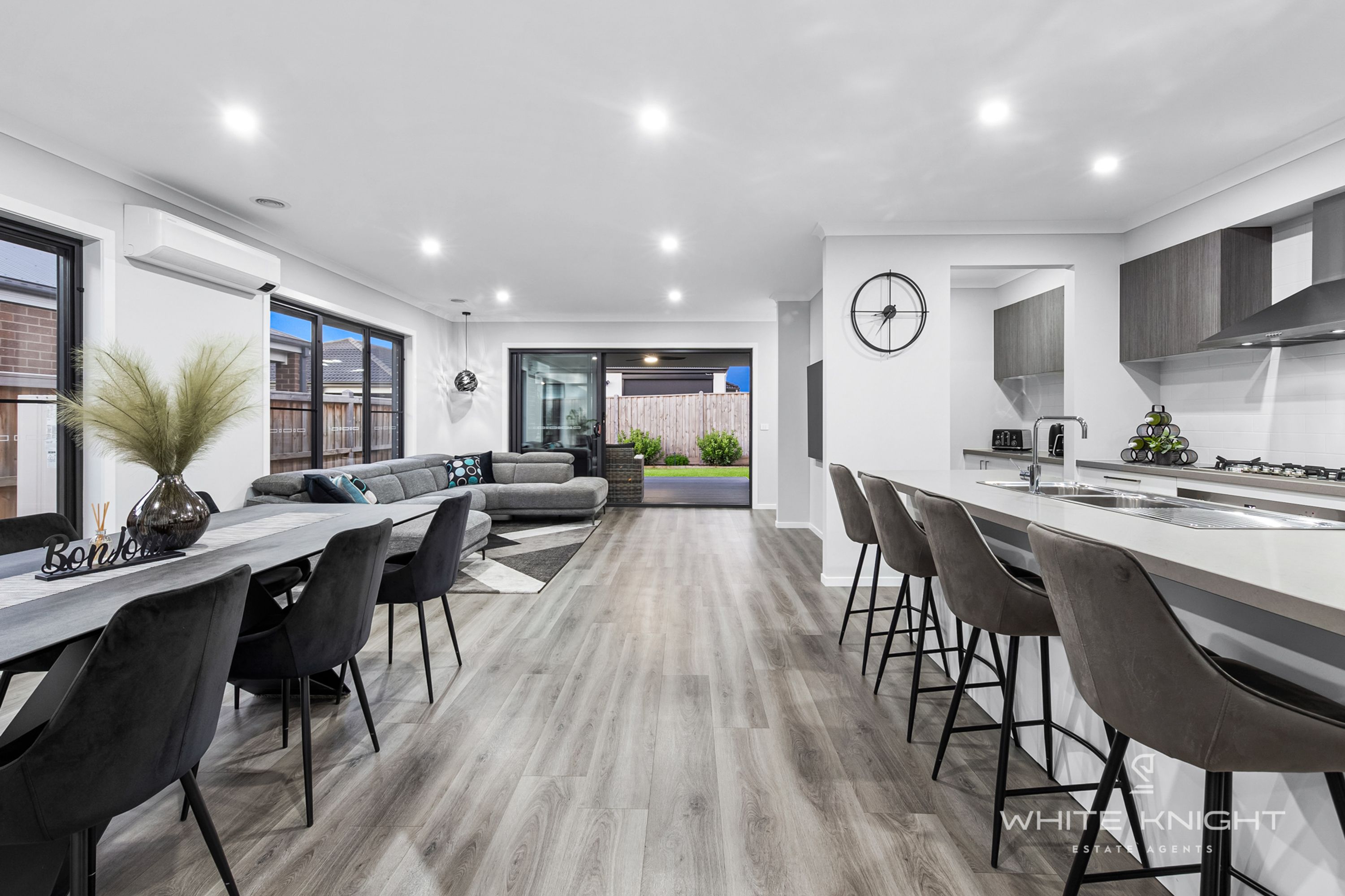 14 Topiary Road, Deanside VIC 3336, Bonnie Brook - Thumbnail 6
