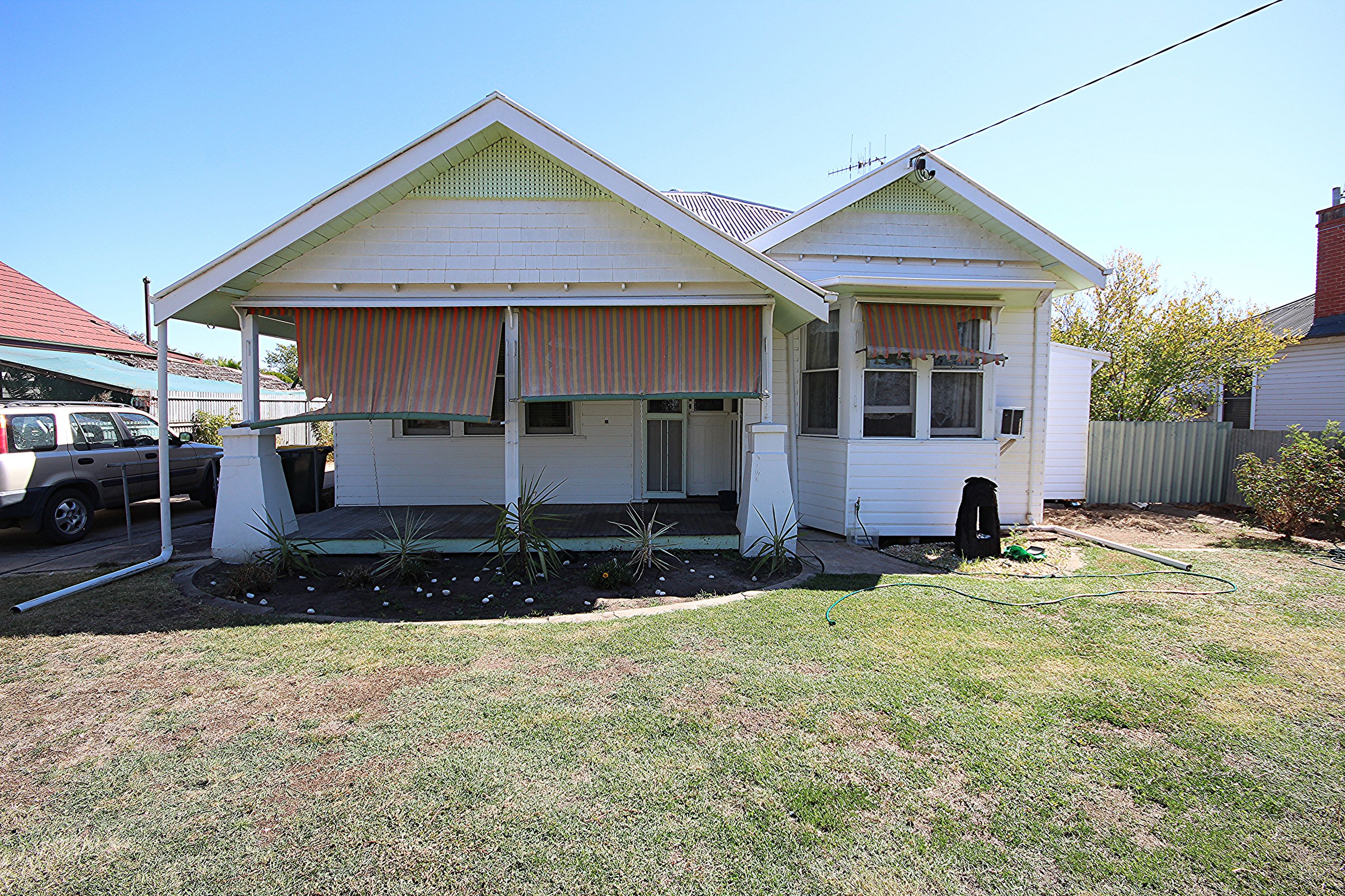 6 Goldsworthy Street, Nhill VIC 3418