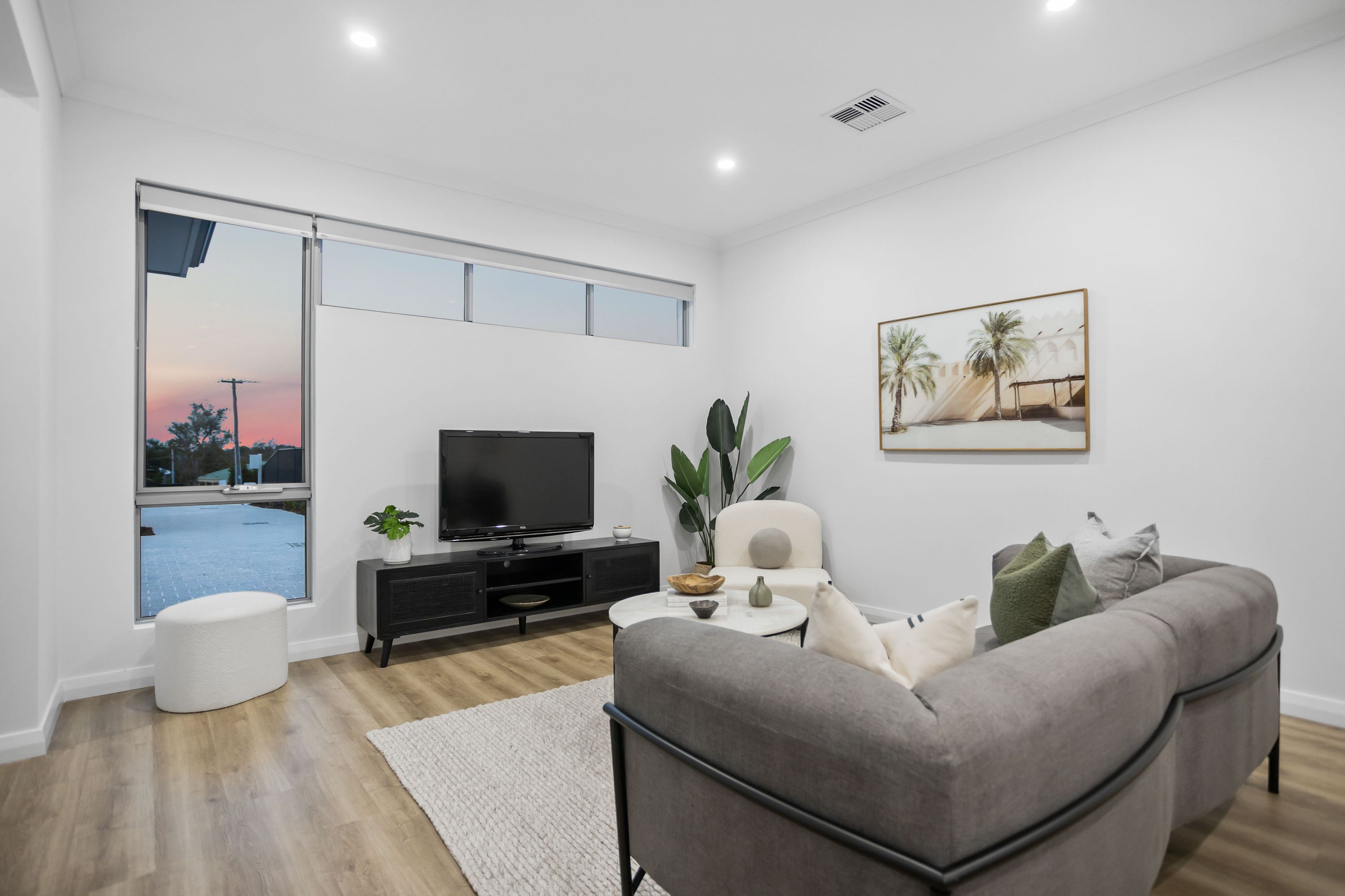 9C Evans Place, Padbury - Thumbnail 2