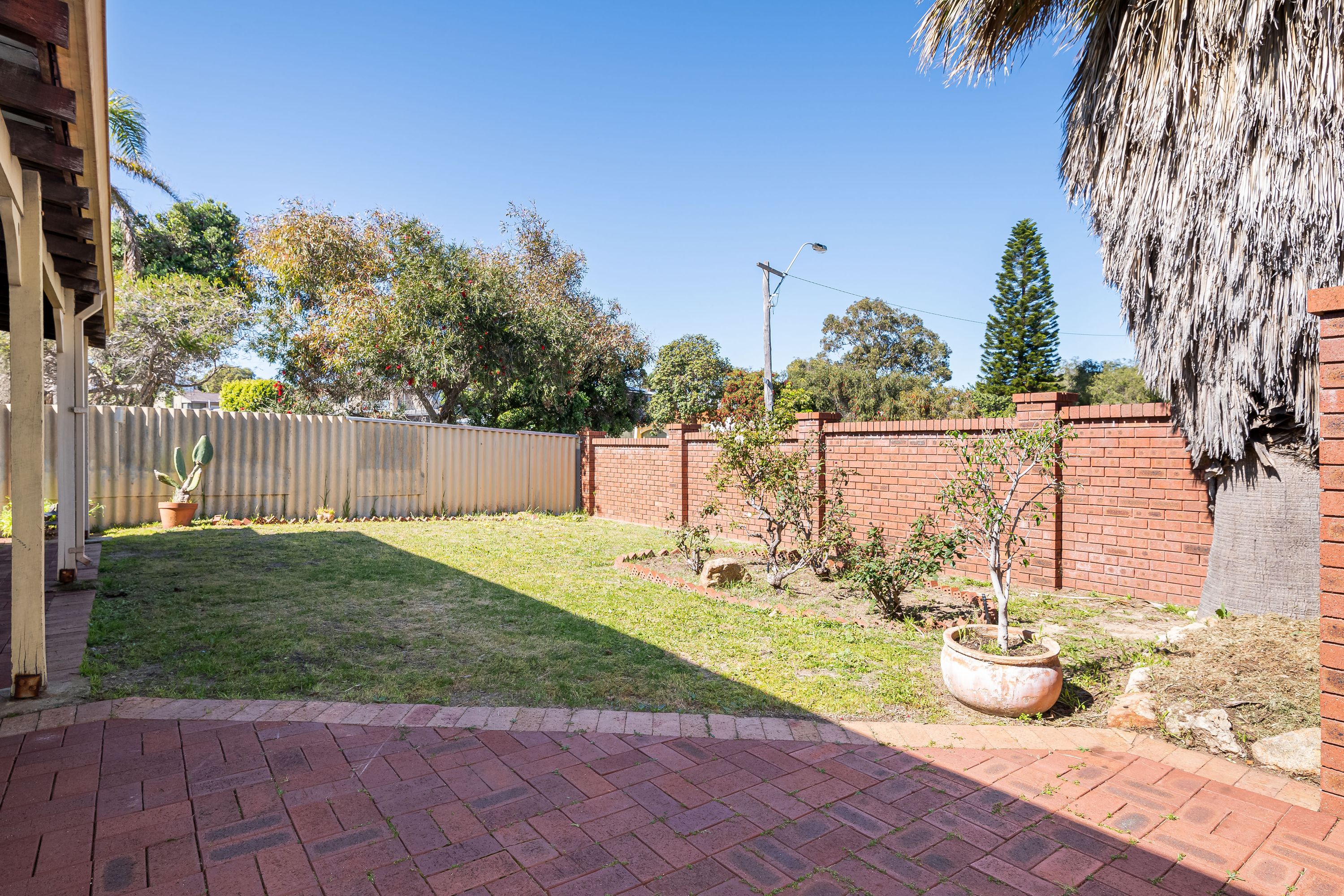 18 Freeman Way, Marmion - Thumbnail 2