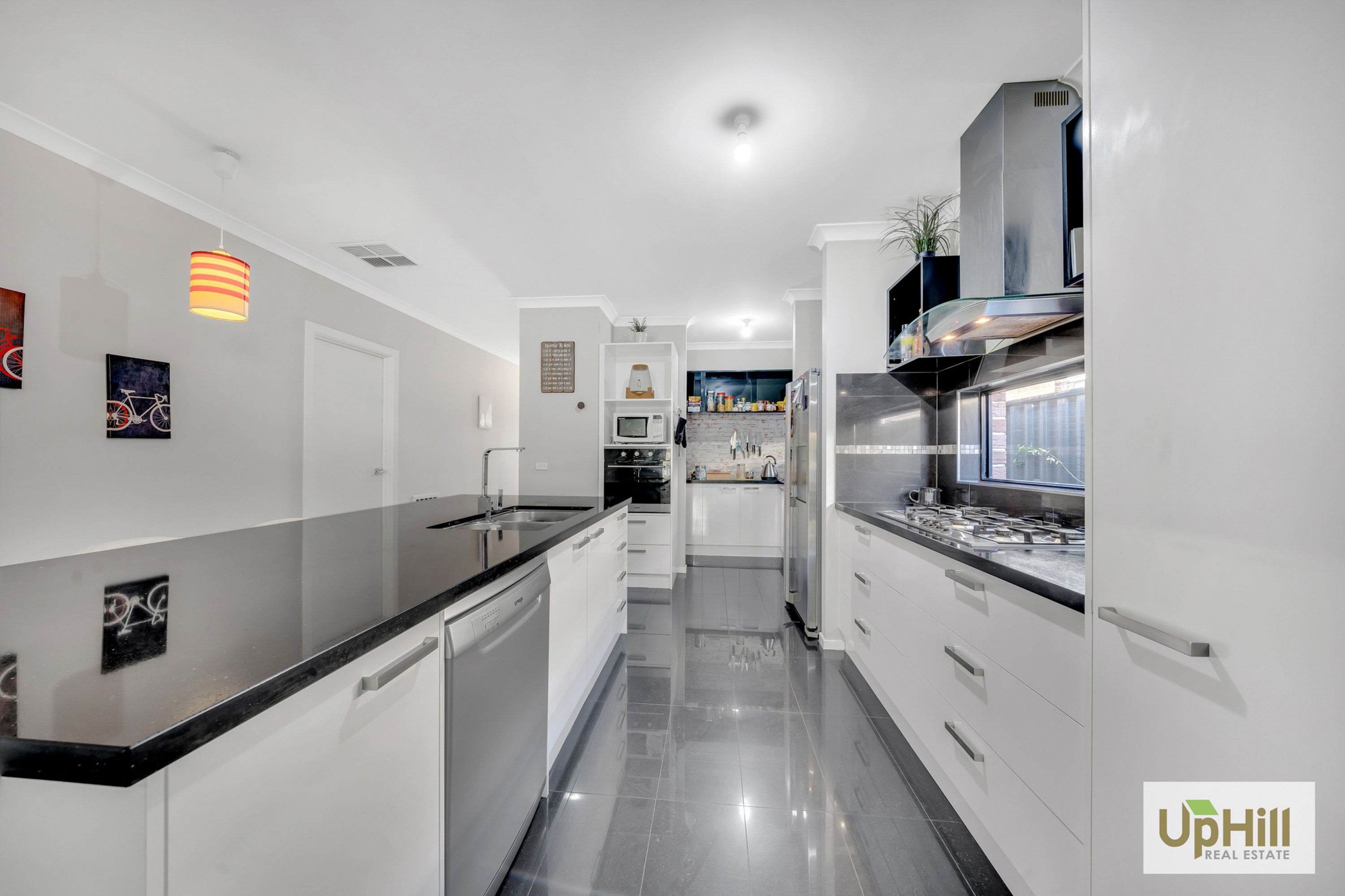 64 SERENE WAY, Clyde North - Thumbnail 4