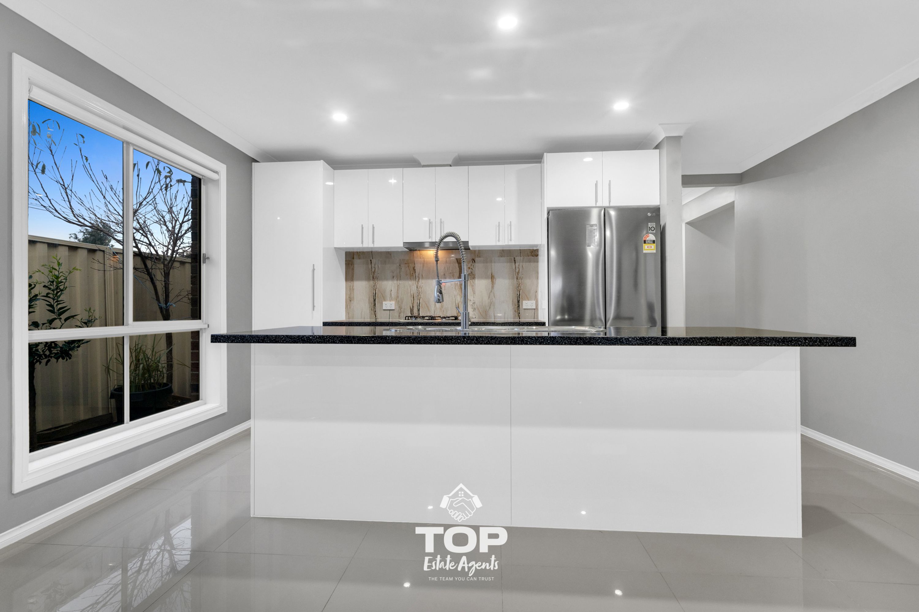 33 Sapphire Crescent, Pakenham - Thumbnail 8