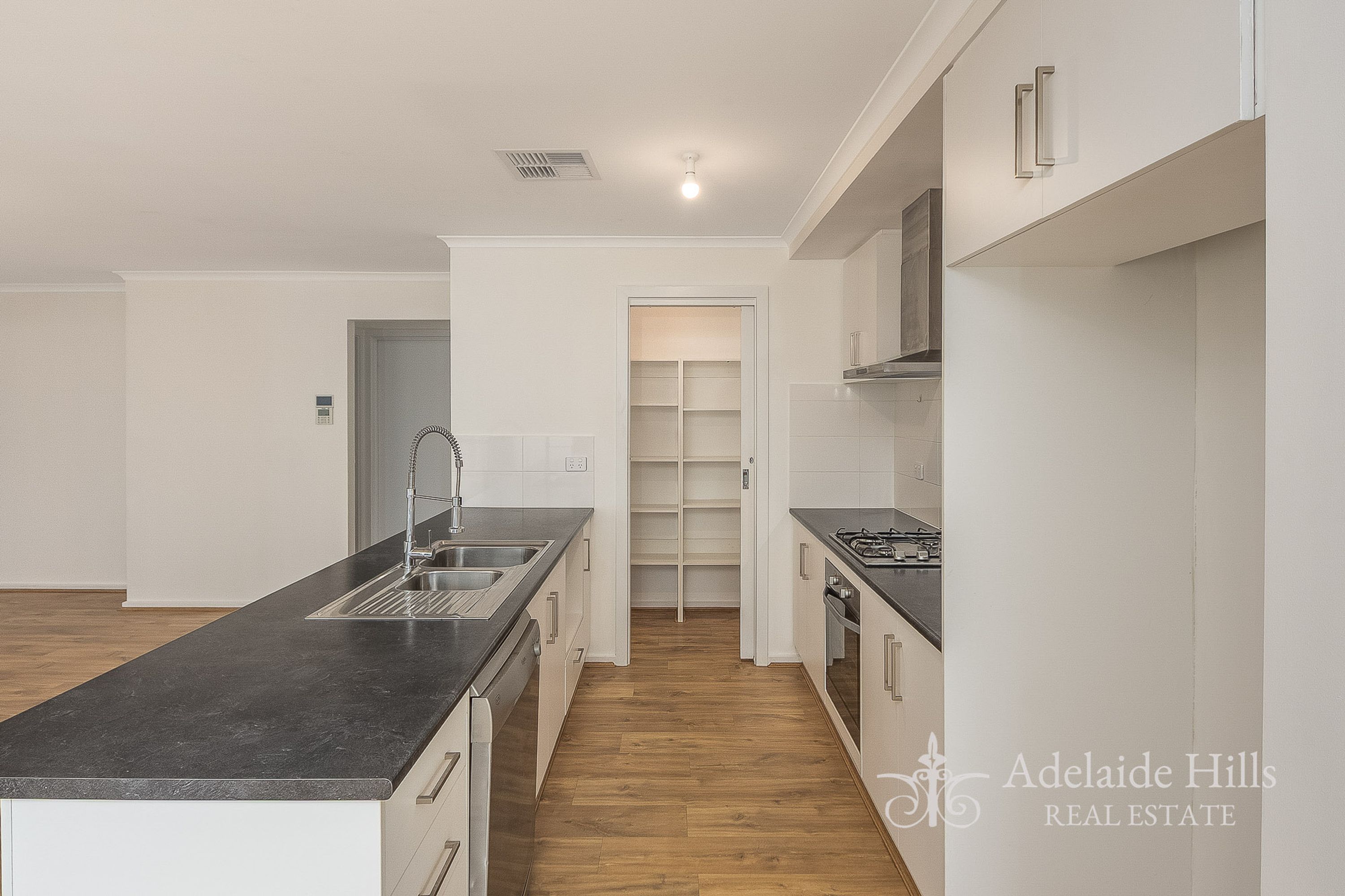 16 Byron Street, Mount Barker SA 5251, Mount Barker - Thumbnail 4