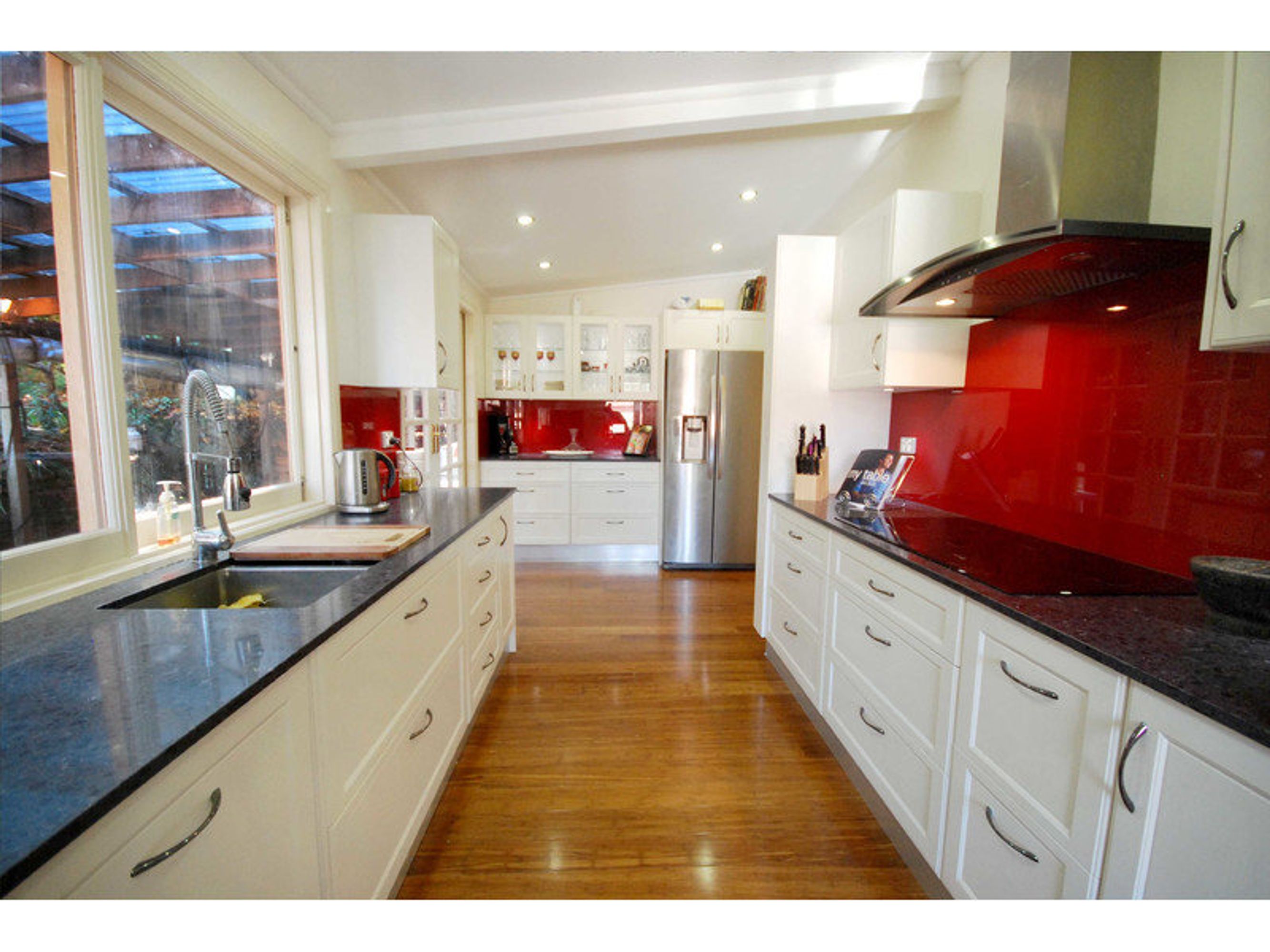 37 Carrington Avenue, Katoomba - Thumbnail 2