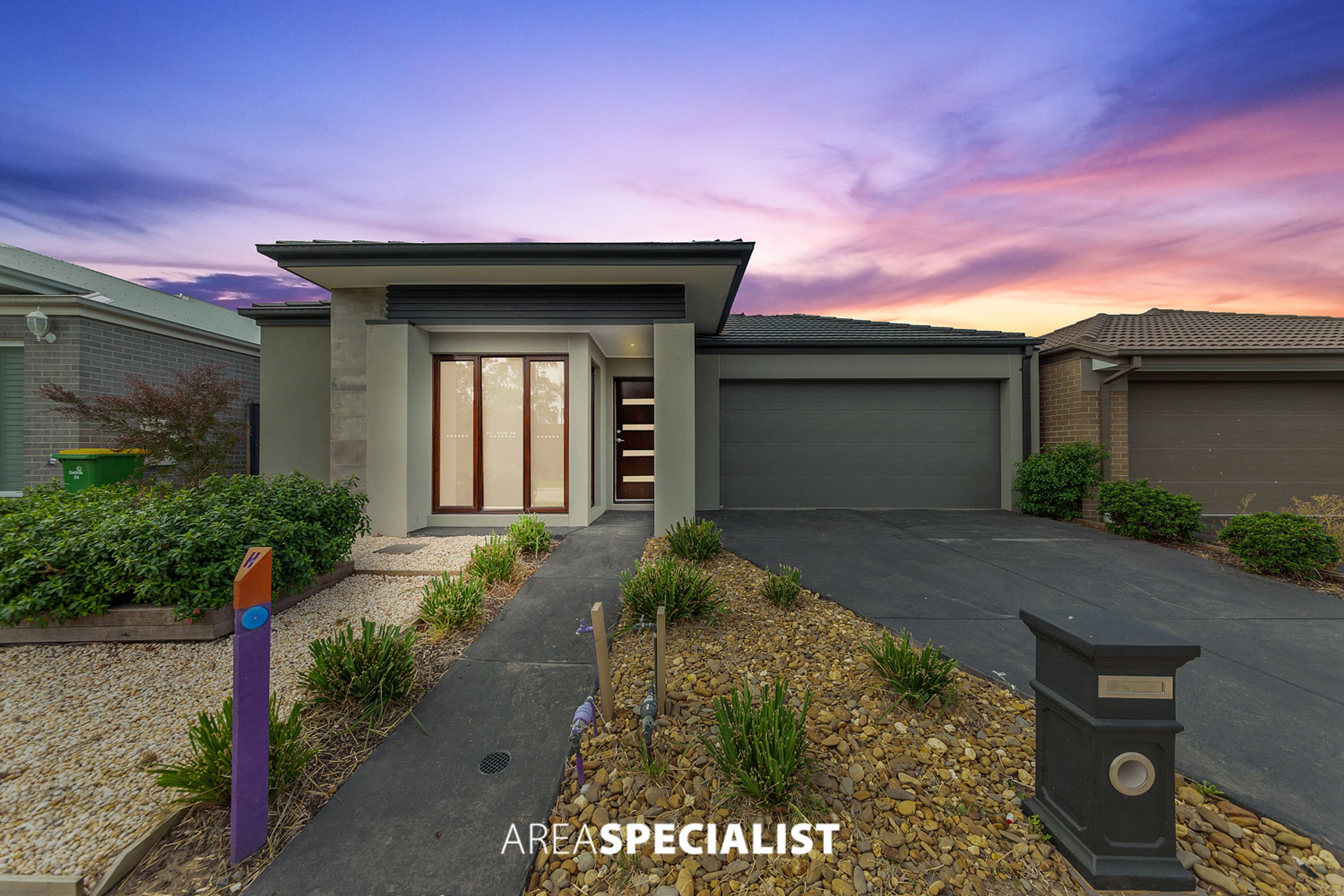 52 Bronzewing Street, Pakenham - Thumbnail 2