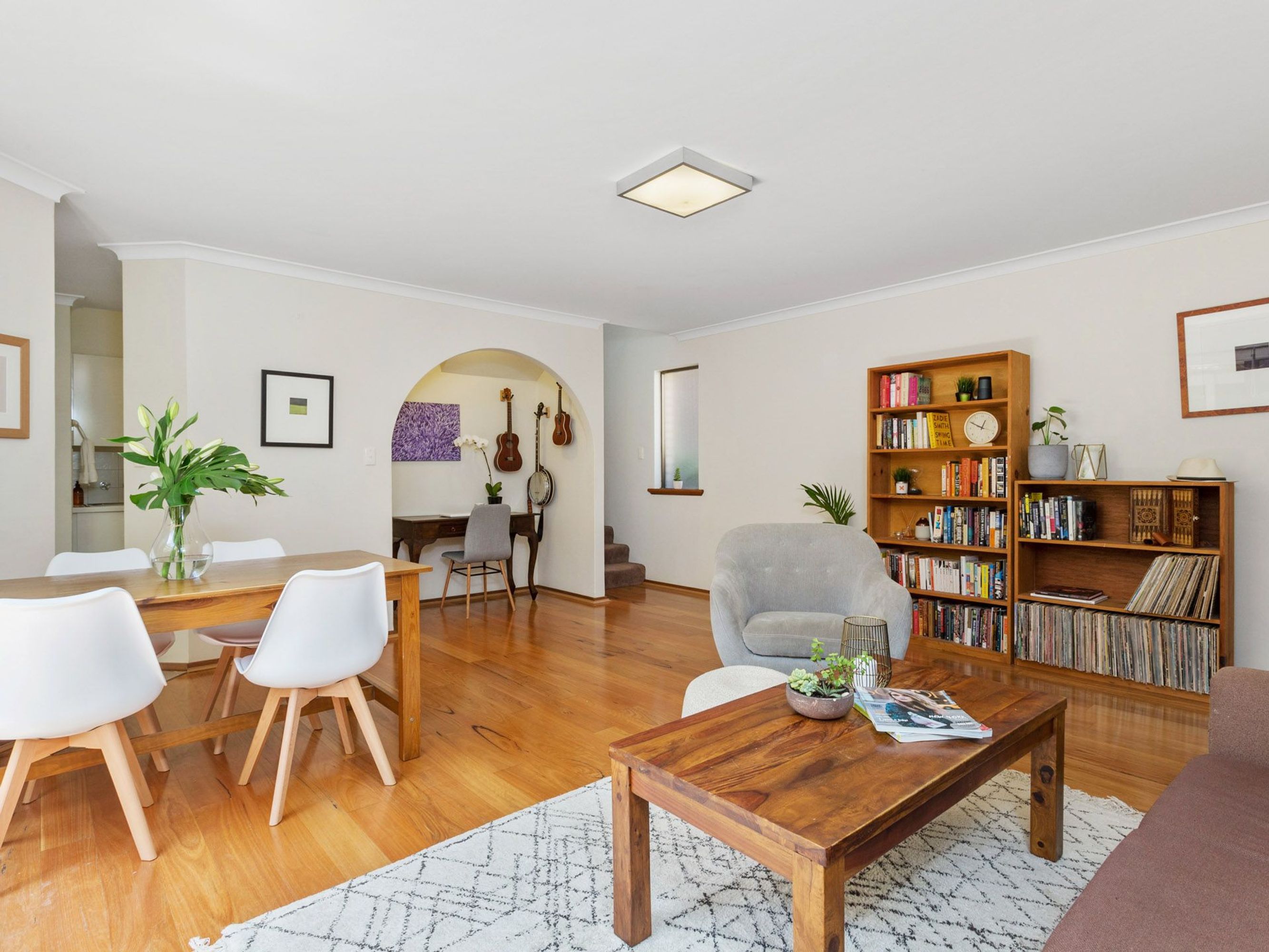 2/2/8 Wavertree Place, Leederville - Thumbnail 2