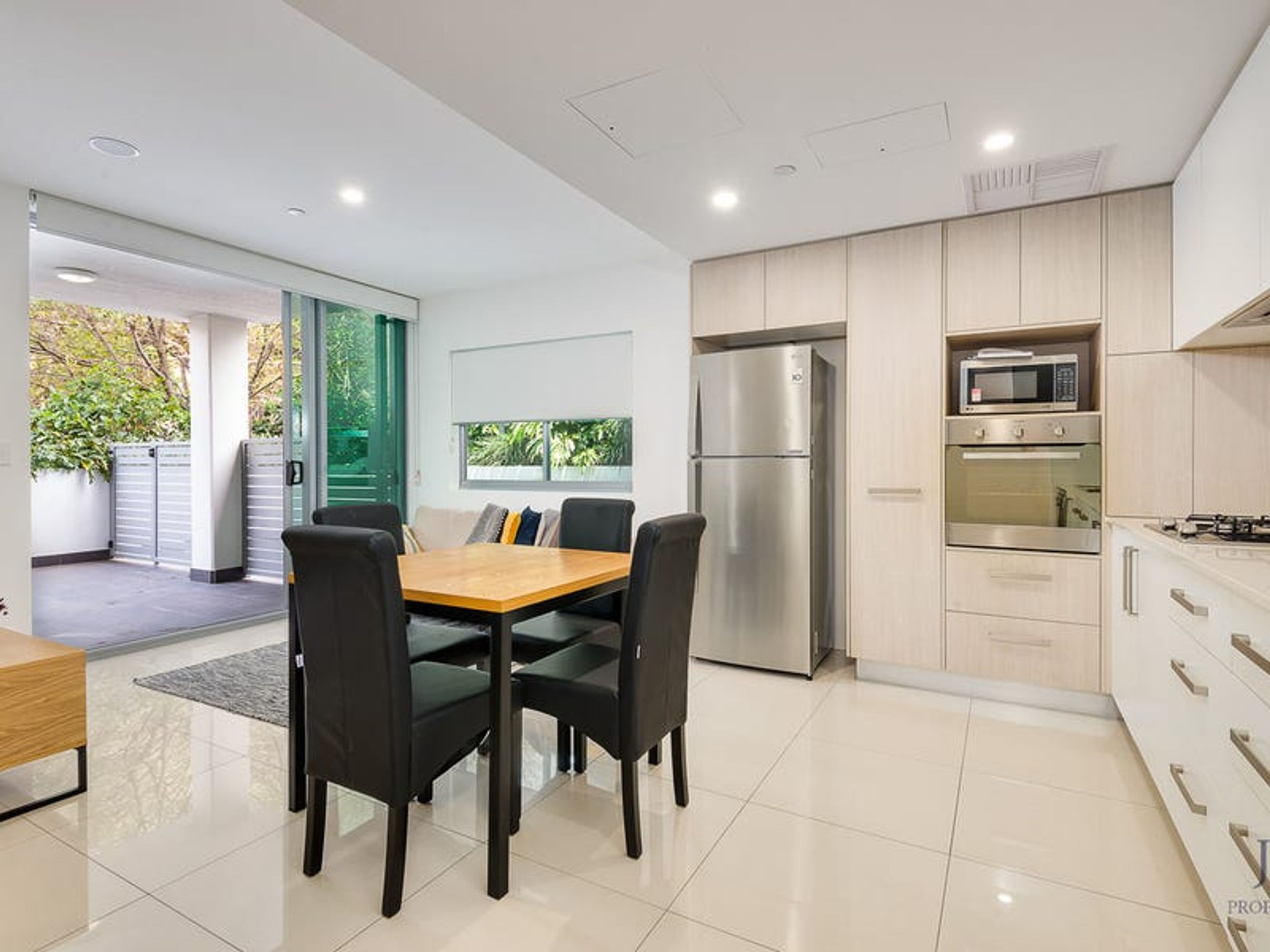 3/27 Manning Street
