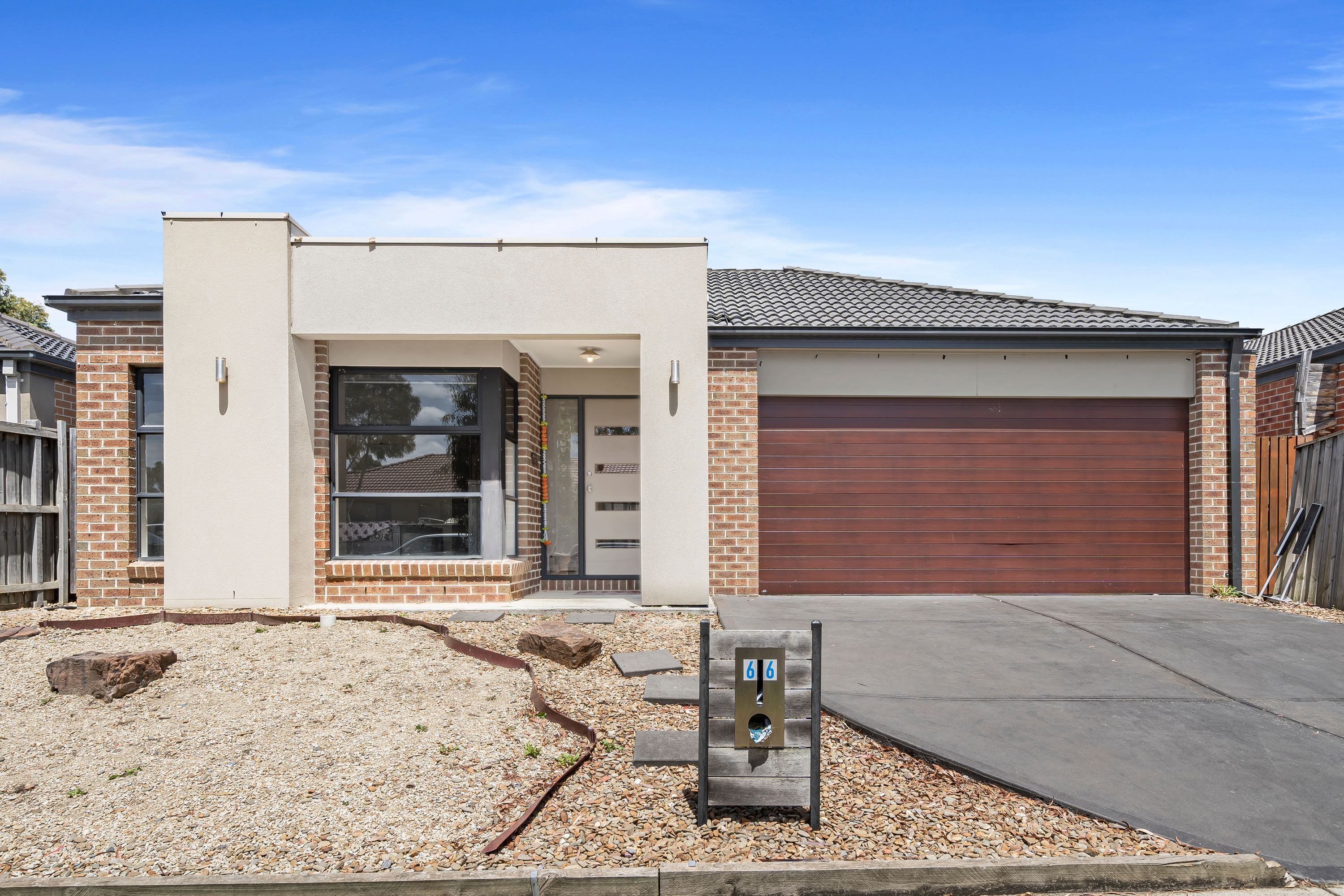 66 Mickleham Drive