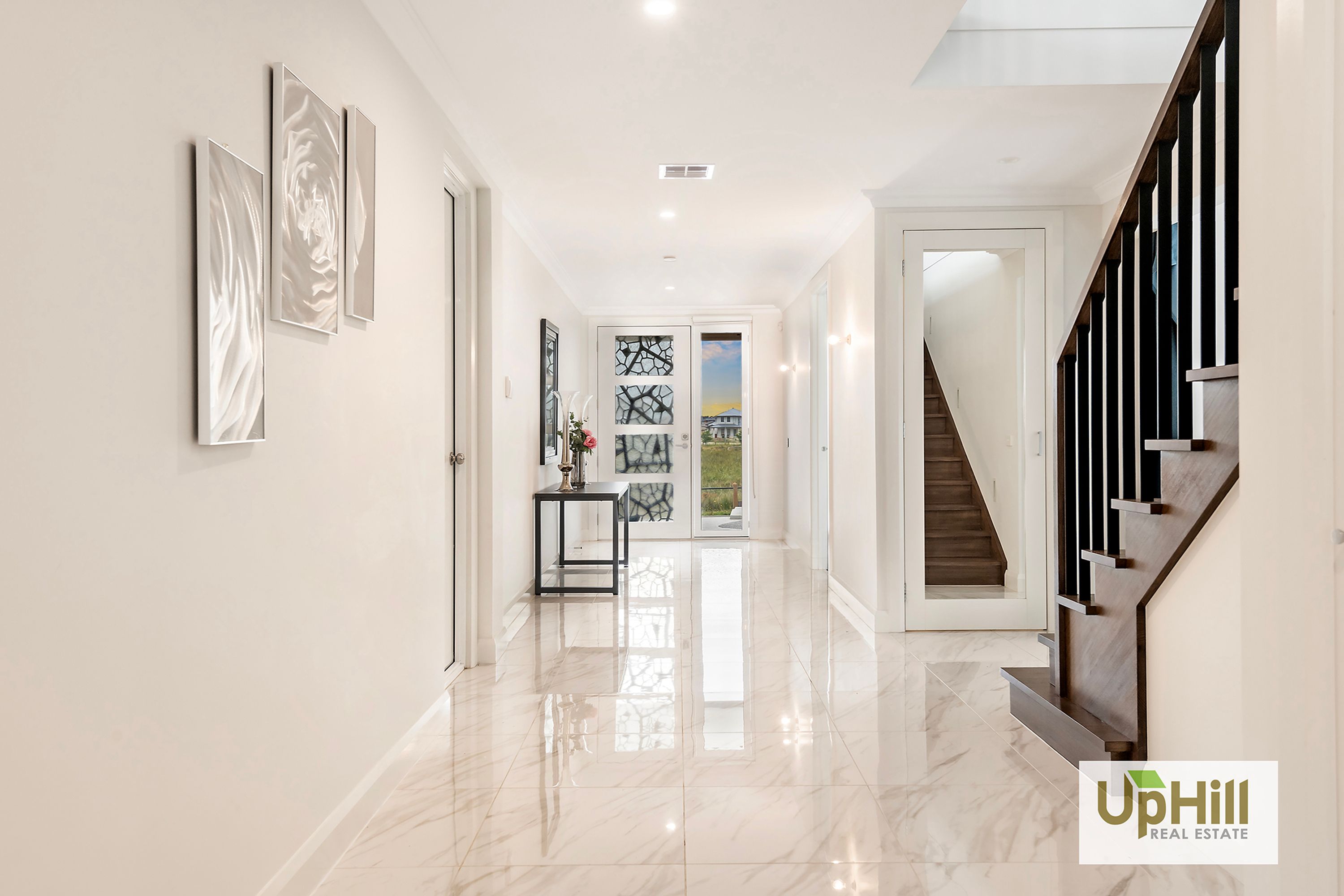 46 Salamanca Drive, Clyde North - Thumbnail 3