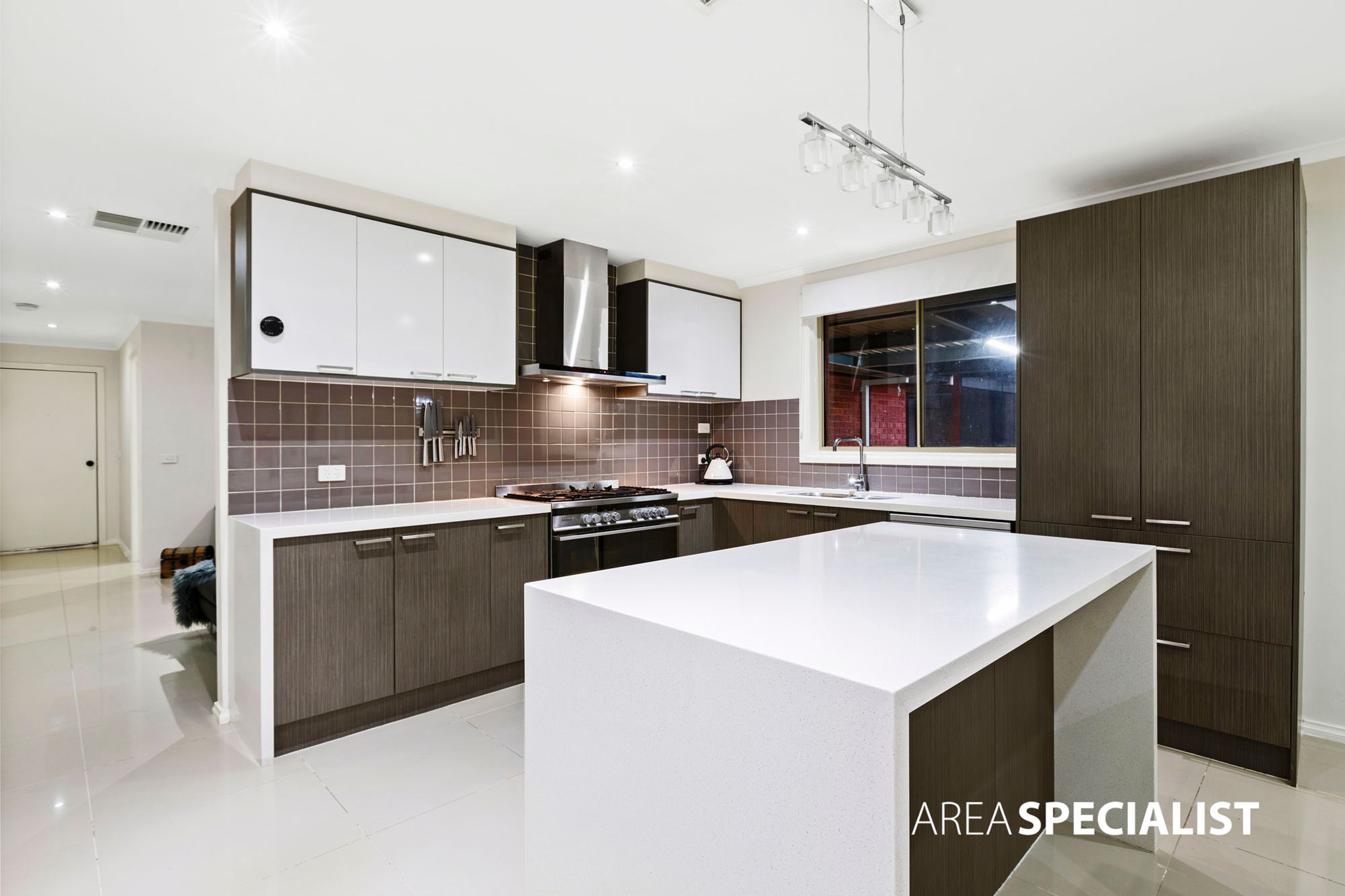 8 Stamford Grove, Caroline Springs VIC 3023, Caroline Springs - Thumbnail 8