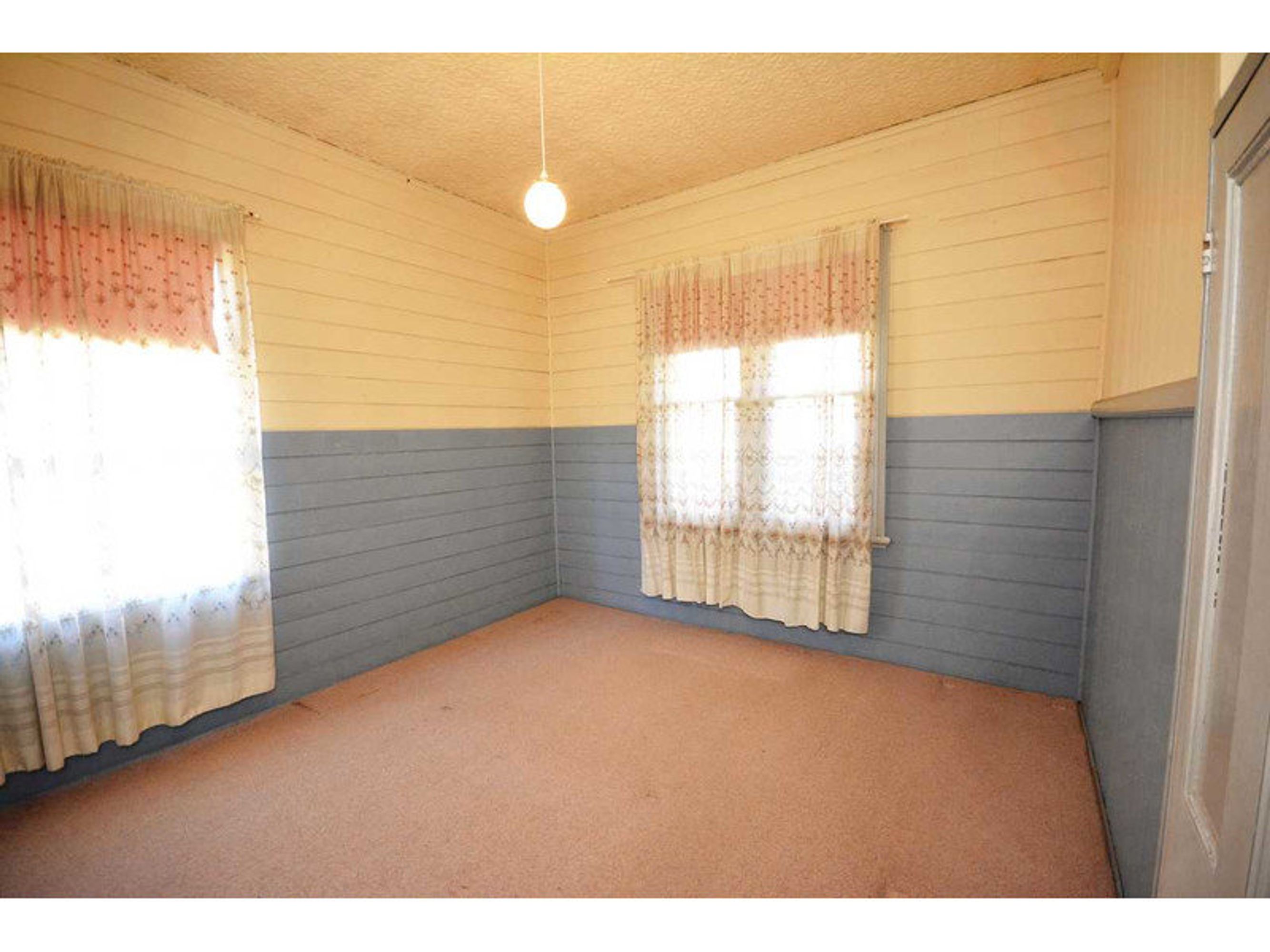 22 Merriwa Street, Katoomba - Thumbnail 6