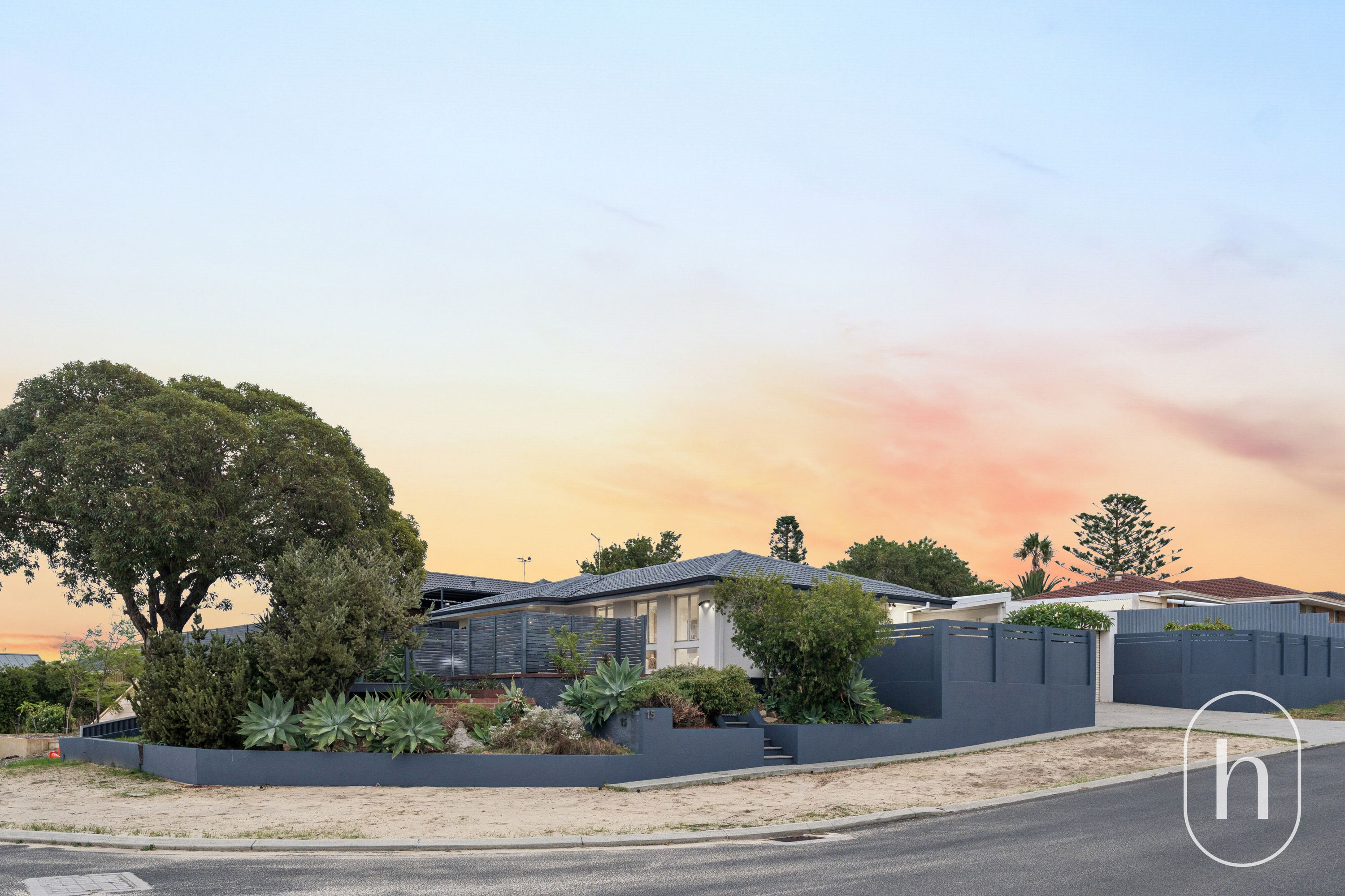 15 Ensign Way, Beldon - Thumbnail 5