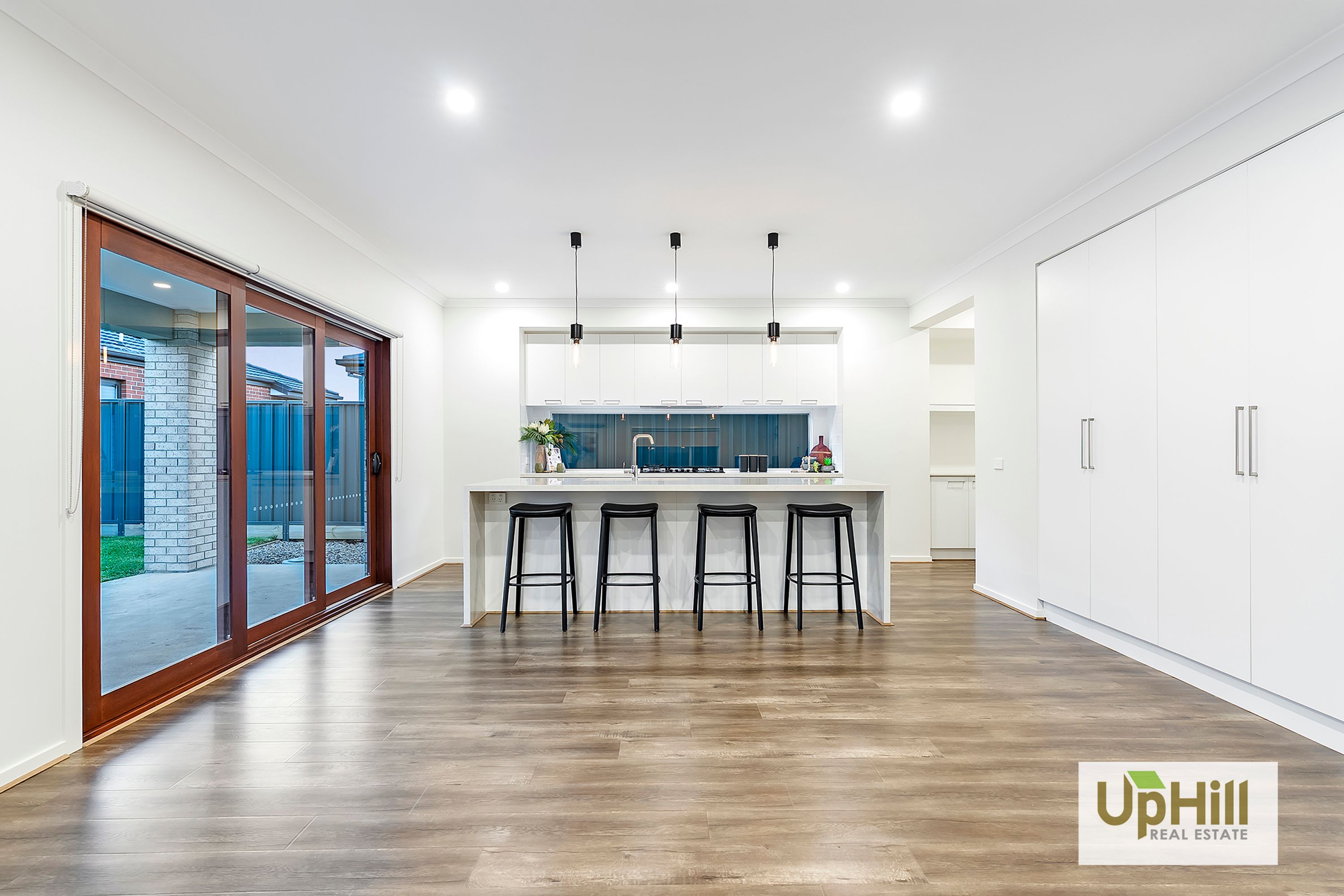 18 Velvet Circuit, Clyde North - Thumbnail 7