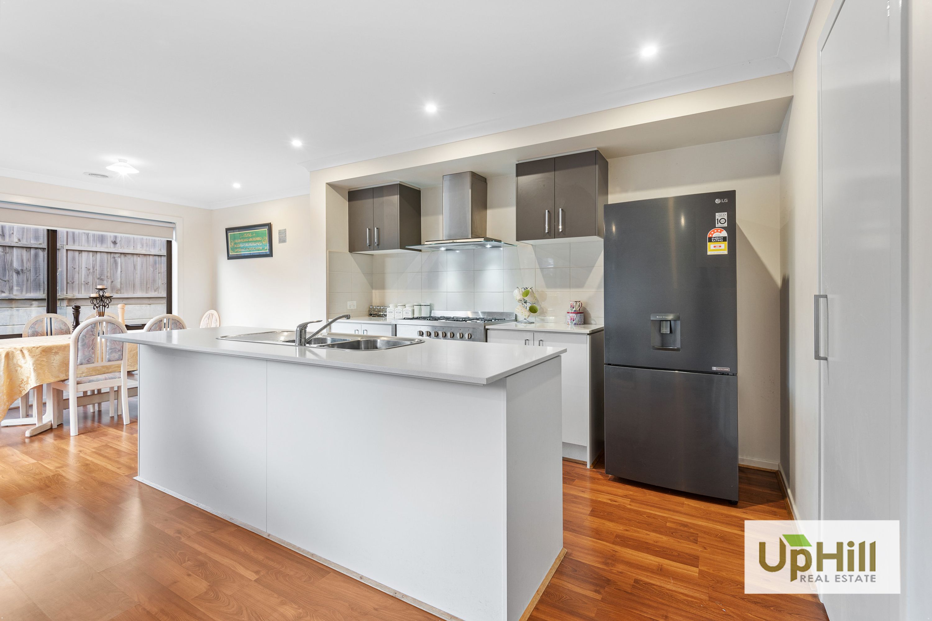 6 Fernlea Street, Clyde North - Thumbnail 3