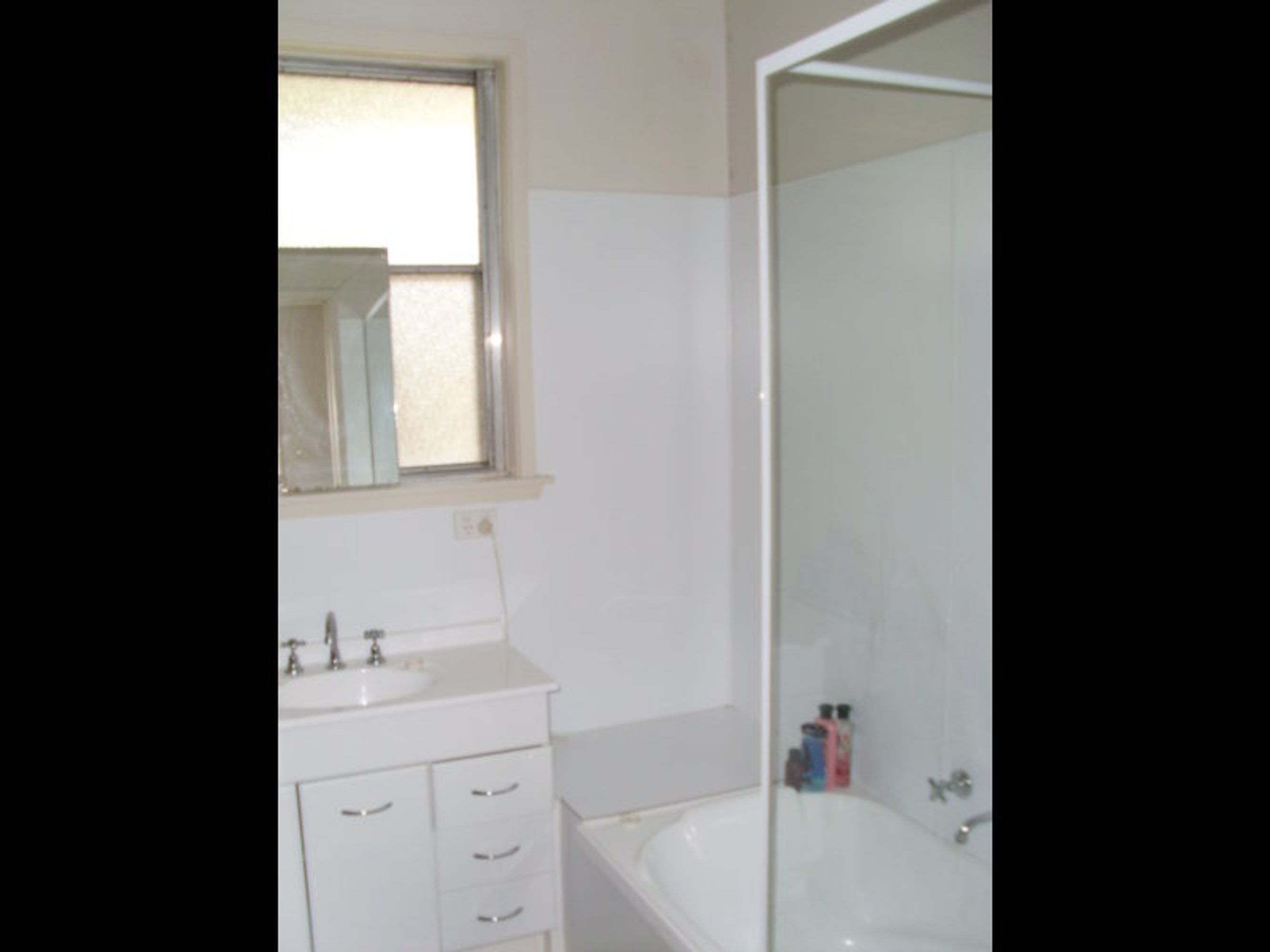 17 Langlands Street, Horsham VIC 3400, Horsham - Thumbnail 4