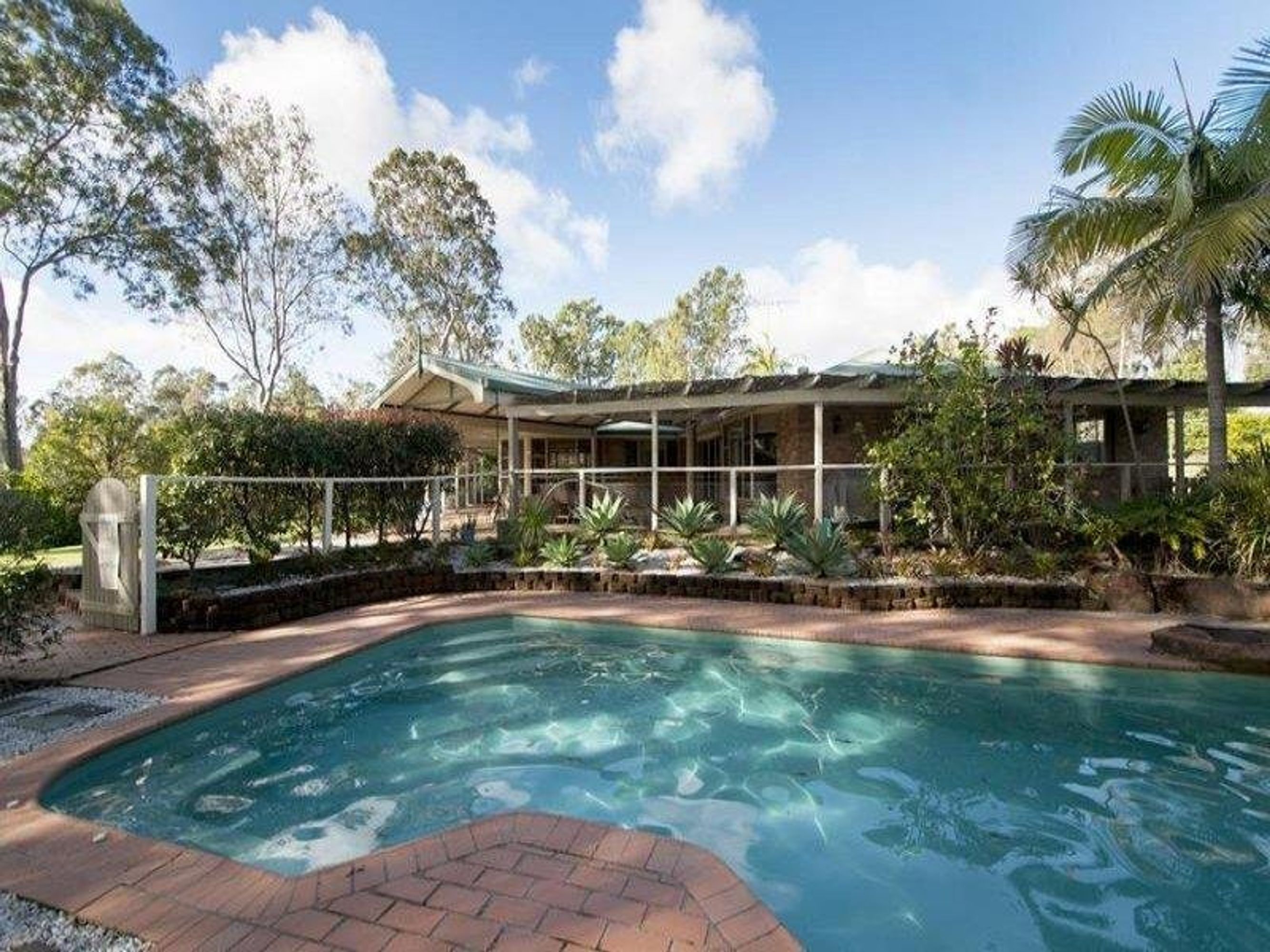 8 Edward Ogilvie Drive, Clarenza - Thumbnail 3