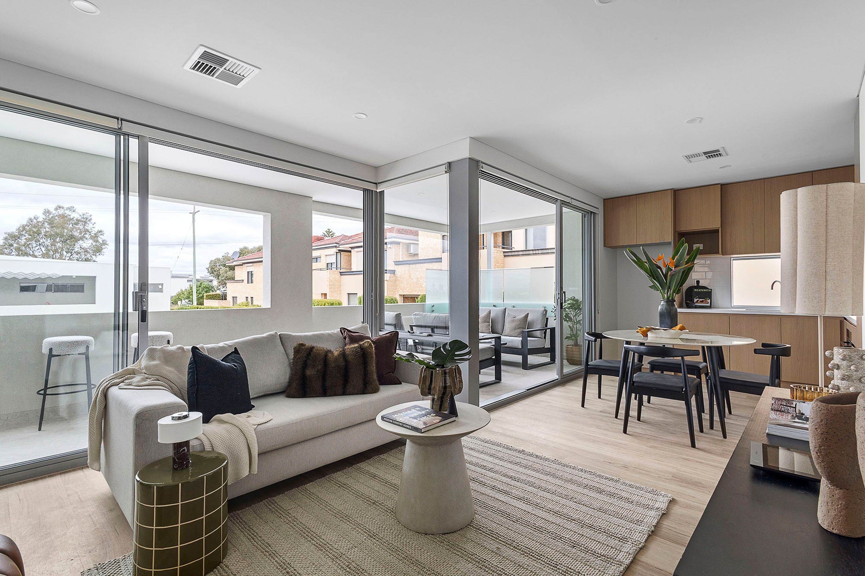 8/8/218 Ewen Street, Woodlands - Image 1
