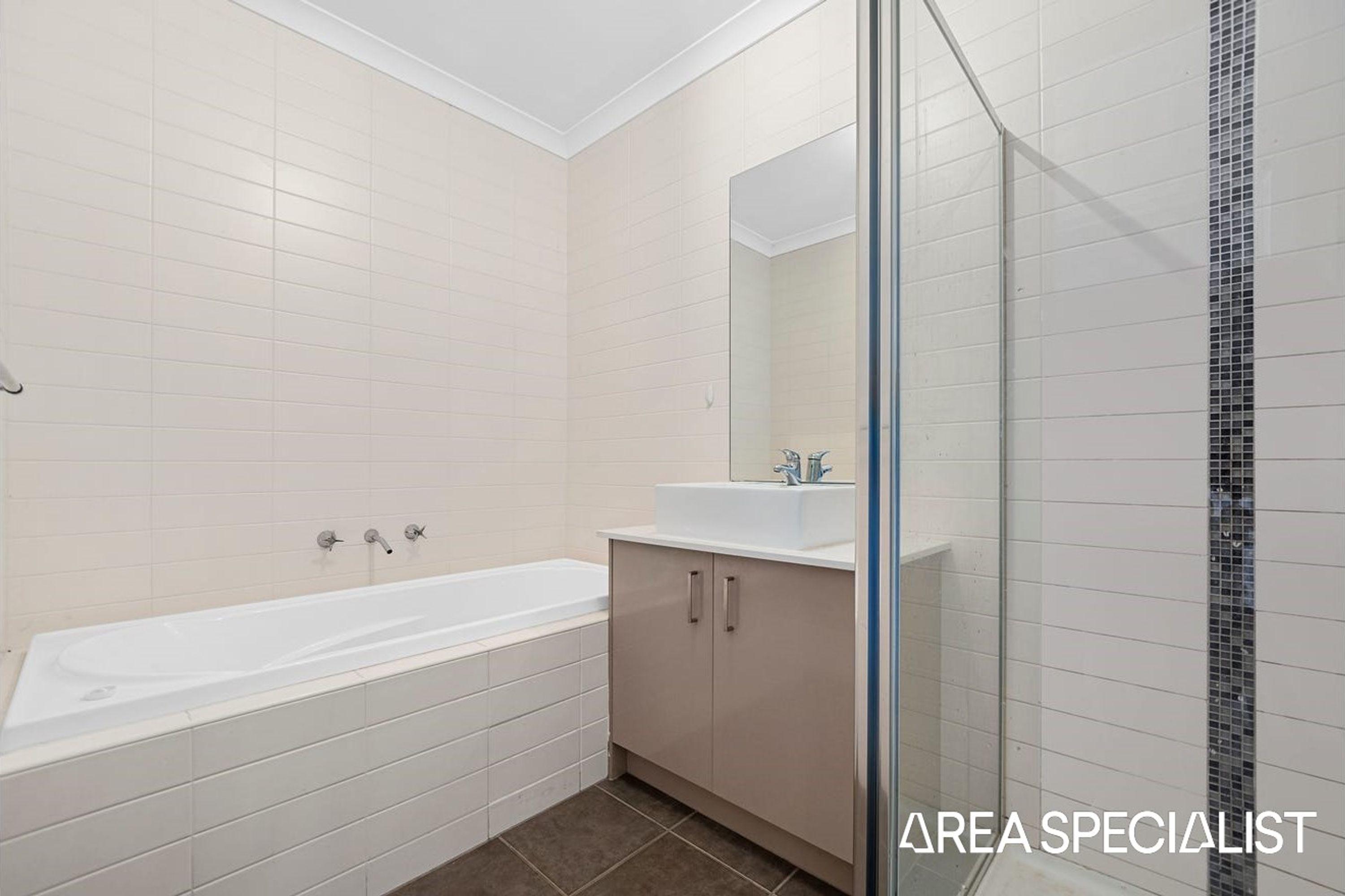 64 Cunningham Chase, Burnside Heights, Burnside Heights - Thumbnail 6