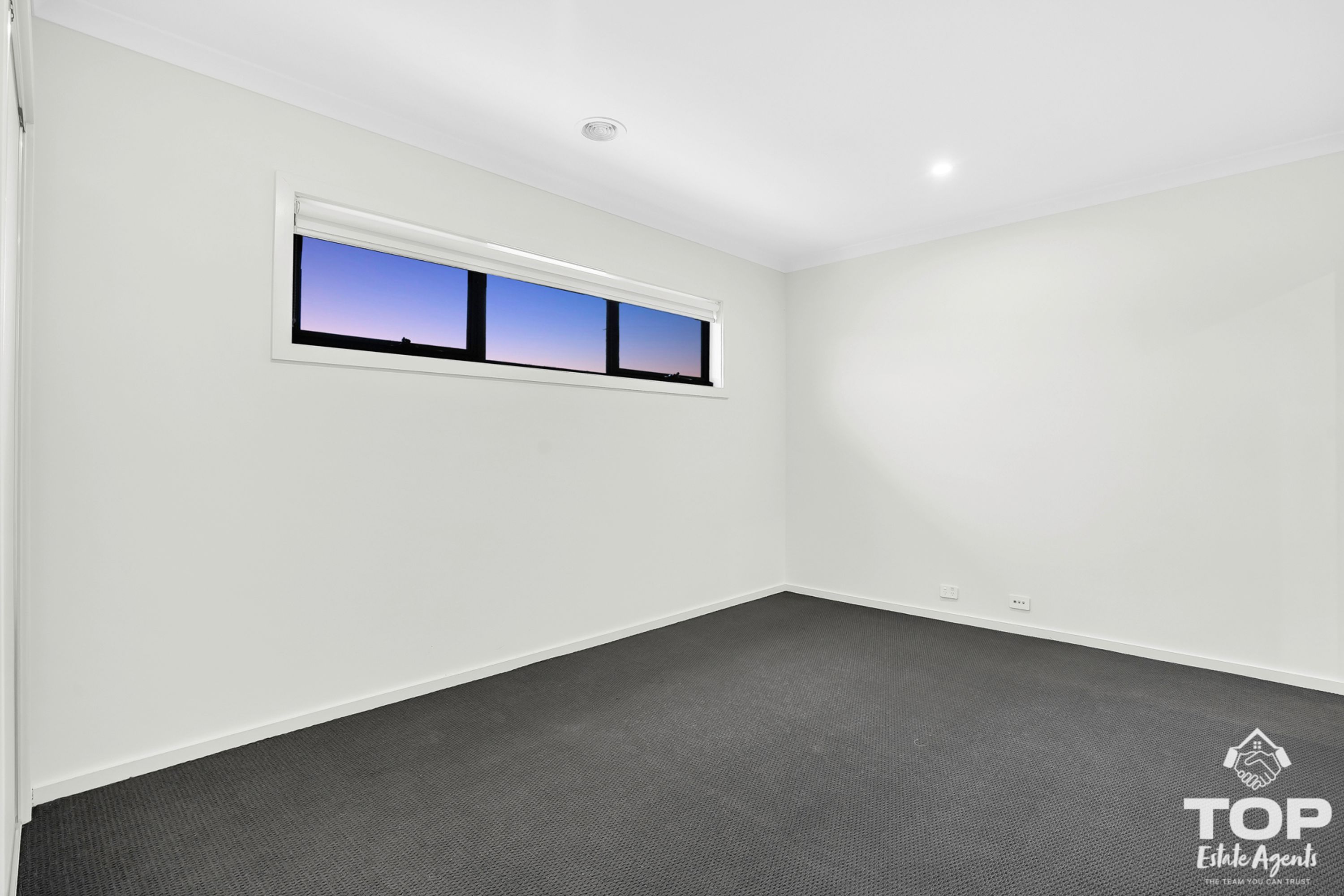 17 Hedgeley Avenue, Deanside - Thumbnail 4