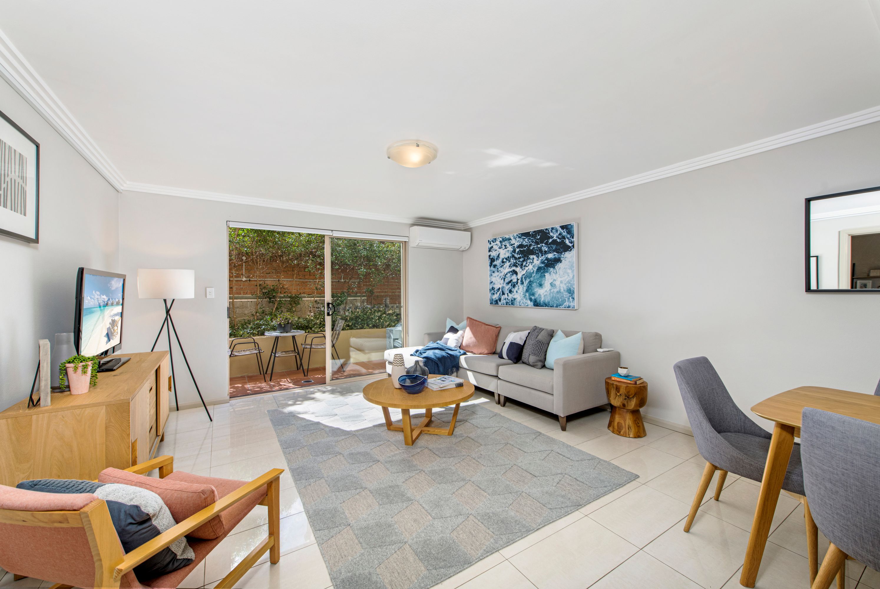 2/13 Rocklands Road