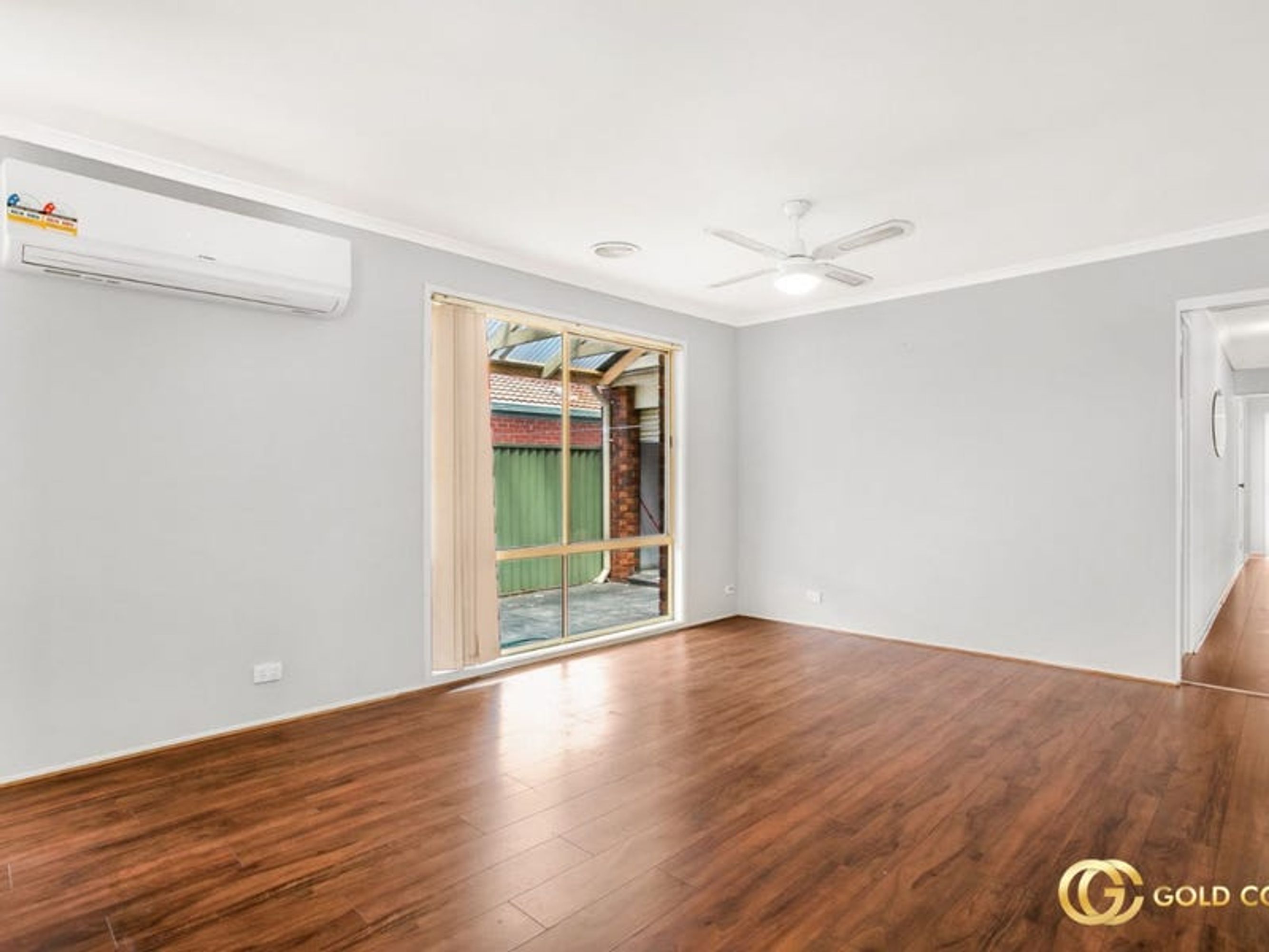 12 Houndsforth Street, Cranbourne East - Thumbnail 2
