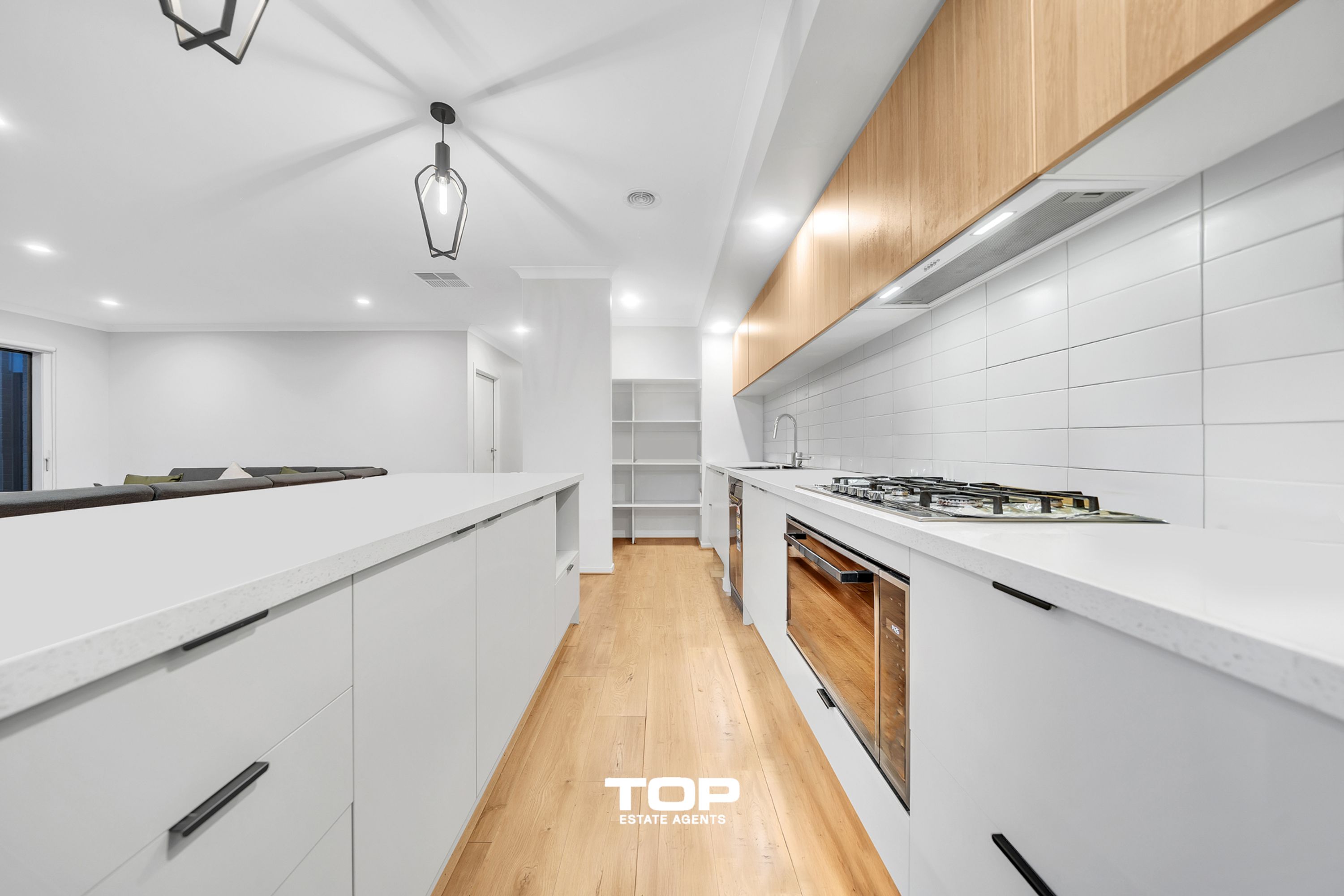 7 Boyce Circuit, Clyde North - Thumbnail 6