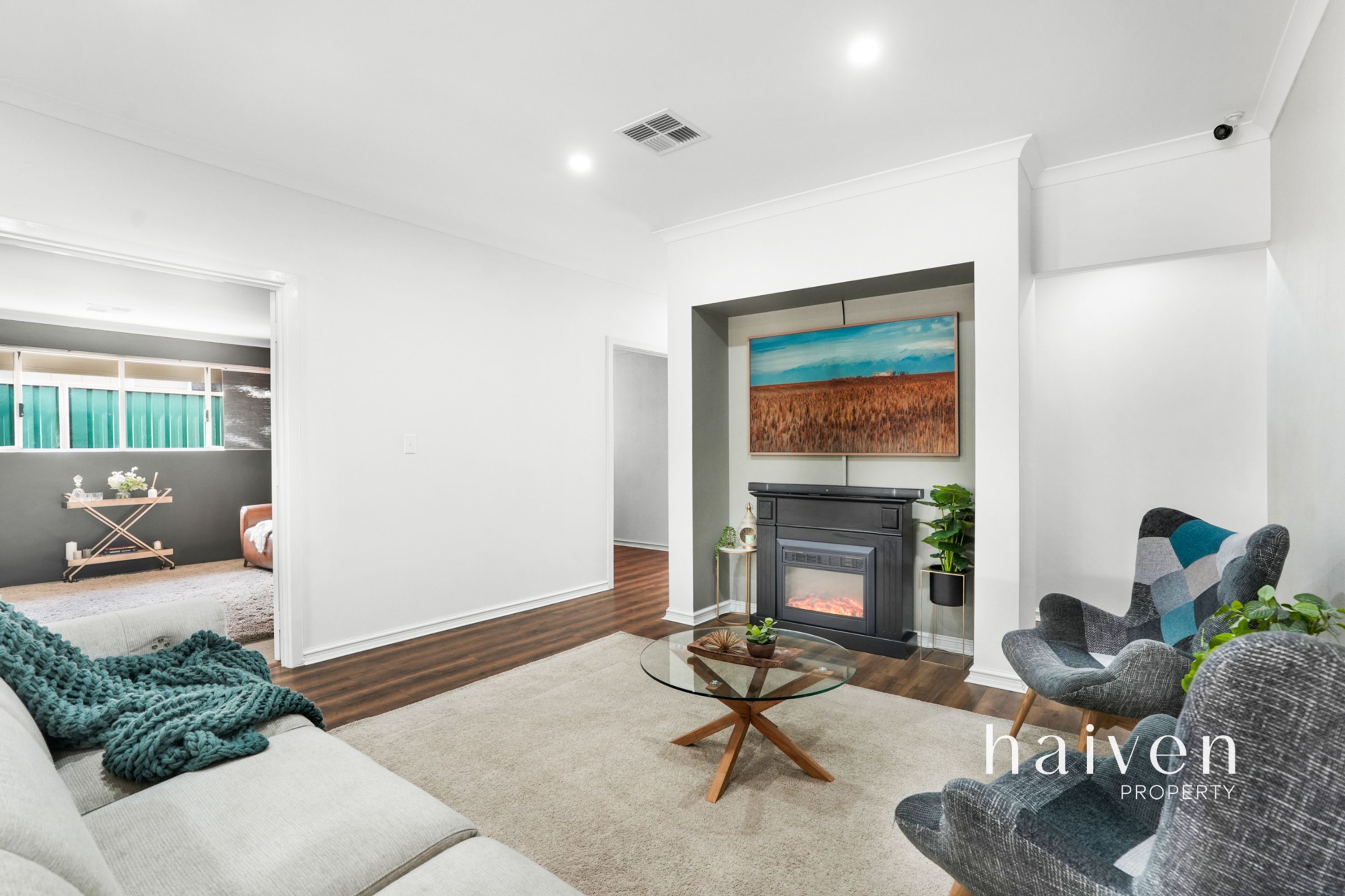 8 Cunnington Way, Queens Park - Thumbnail 7