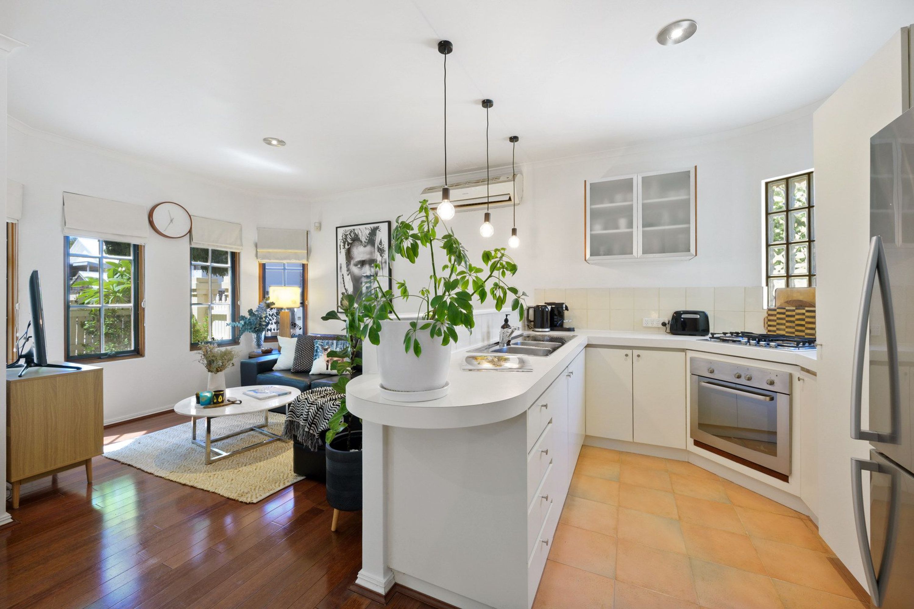 1 Ellen Street, Subiaco - Thumbnail 4