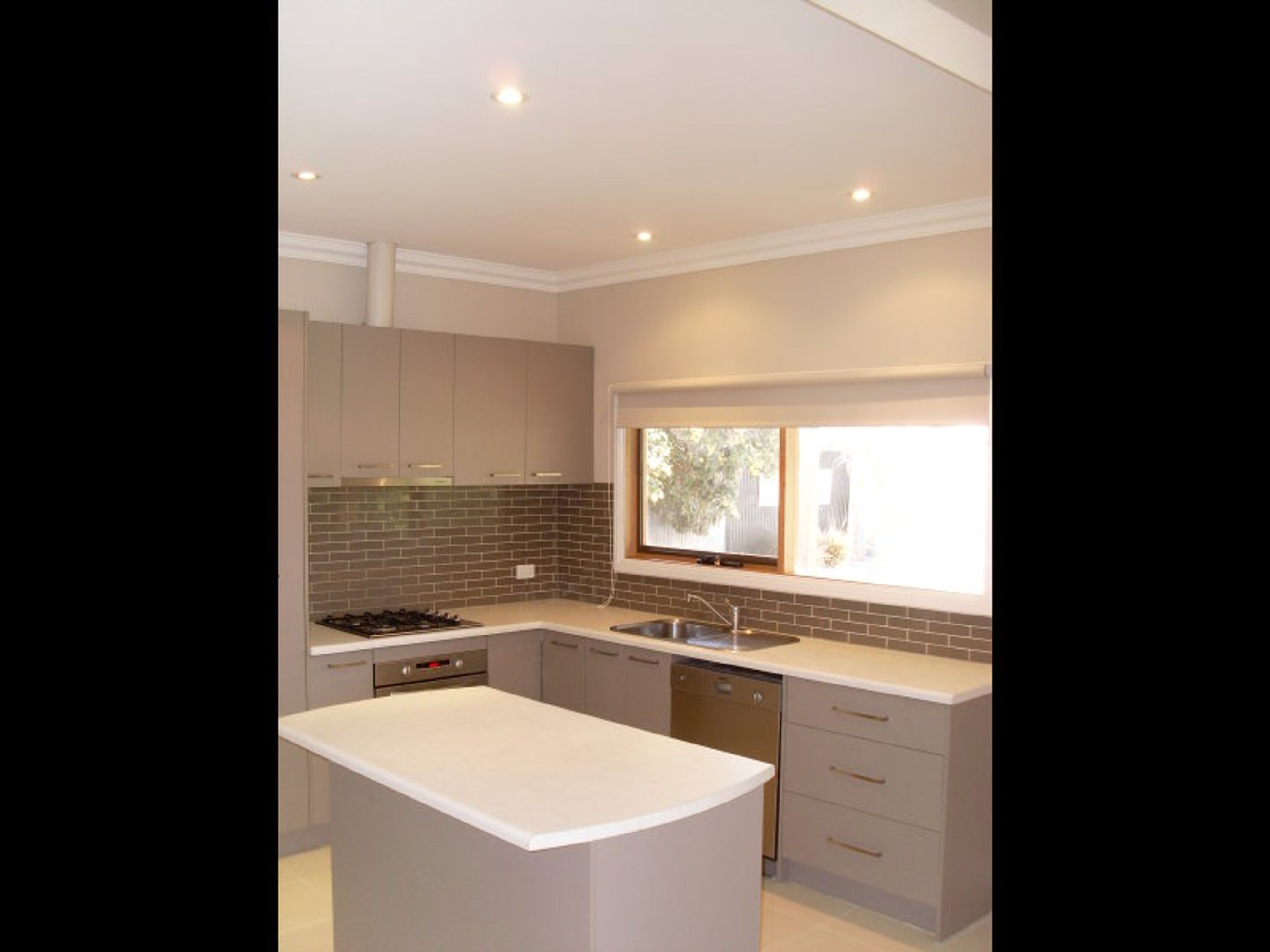 66 Bennett Road, Horsham VIC 3400, Horsham - Thumbnail 3