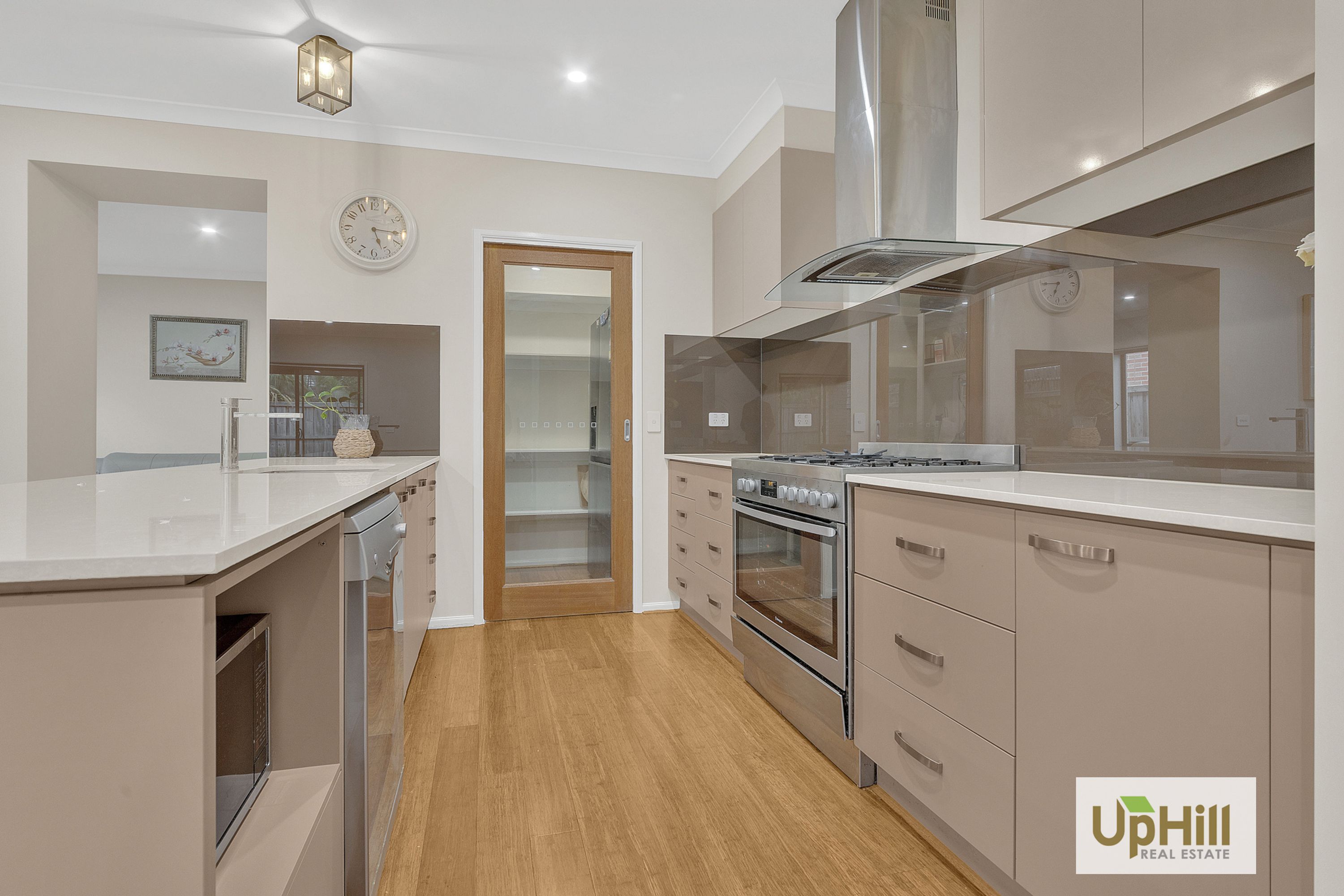 24 Castillo Avenue, Clyde North - Thumbnail 7