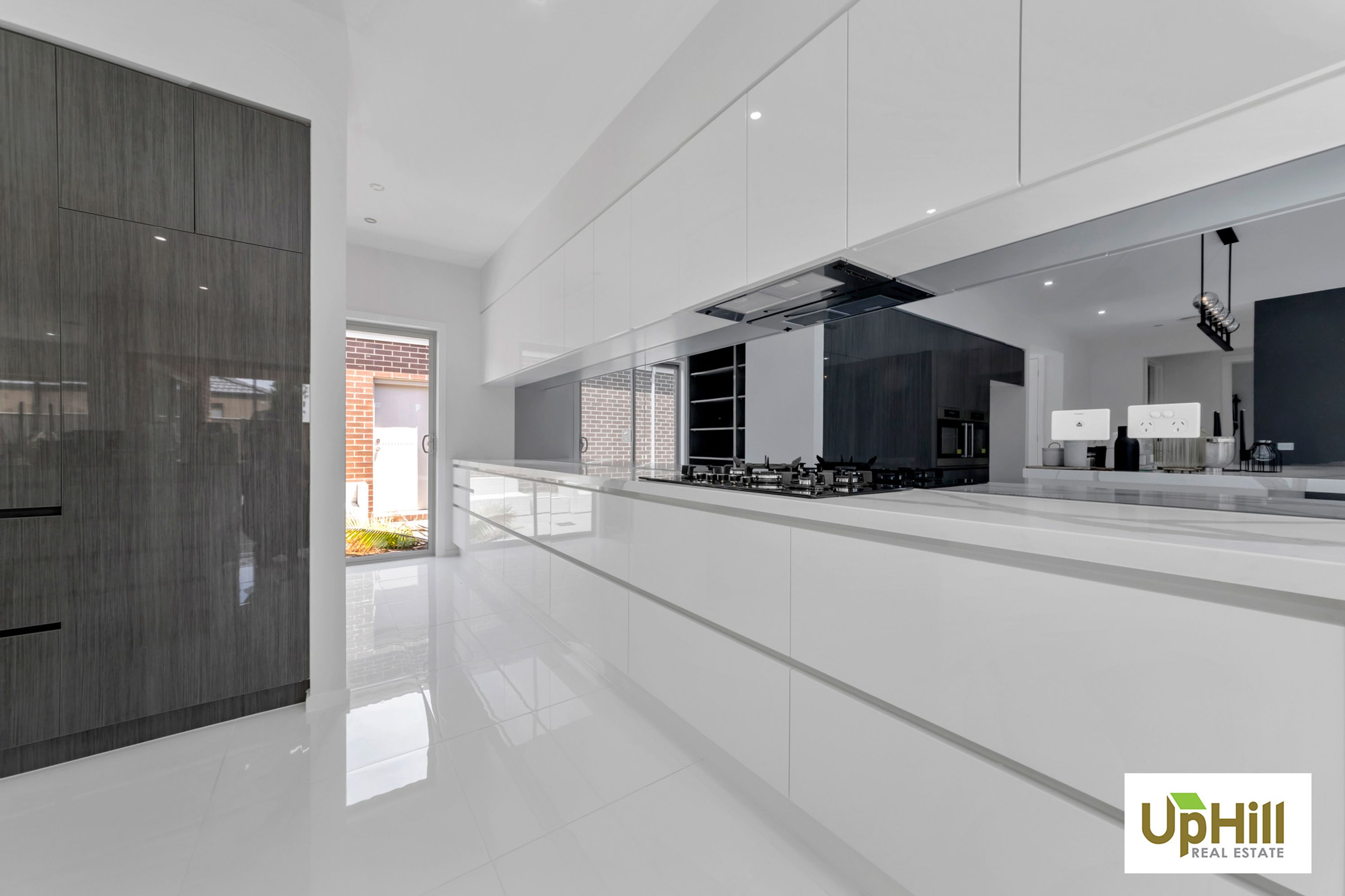 24 MURPHY STREET, Clyde North - Thumbnail 6